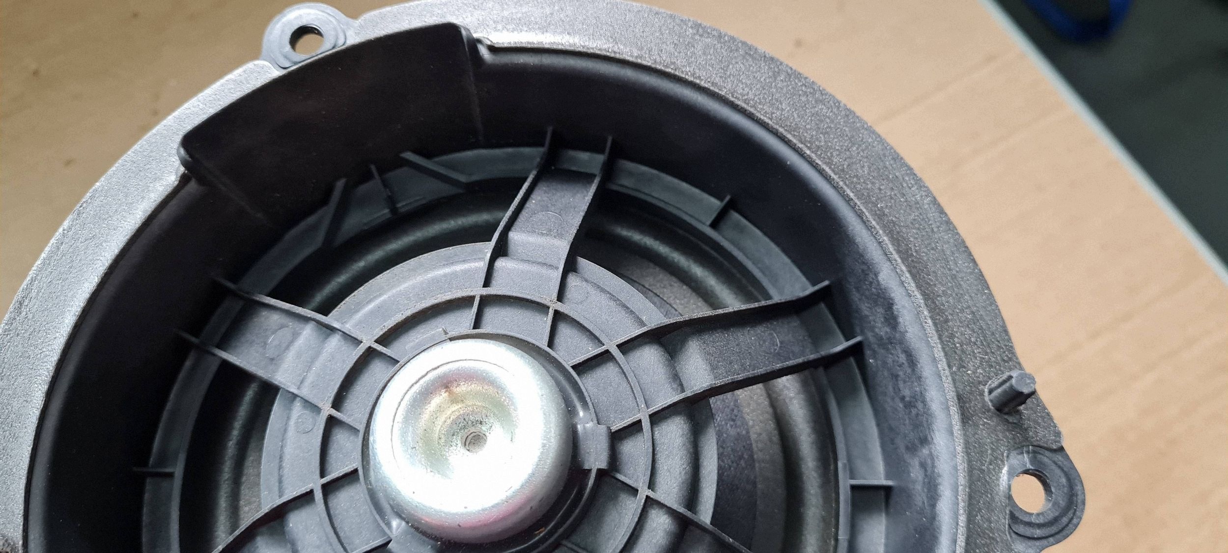 A6 C7 4G speaker door rear part left right A7 4G 4G1035411