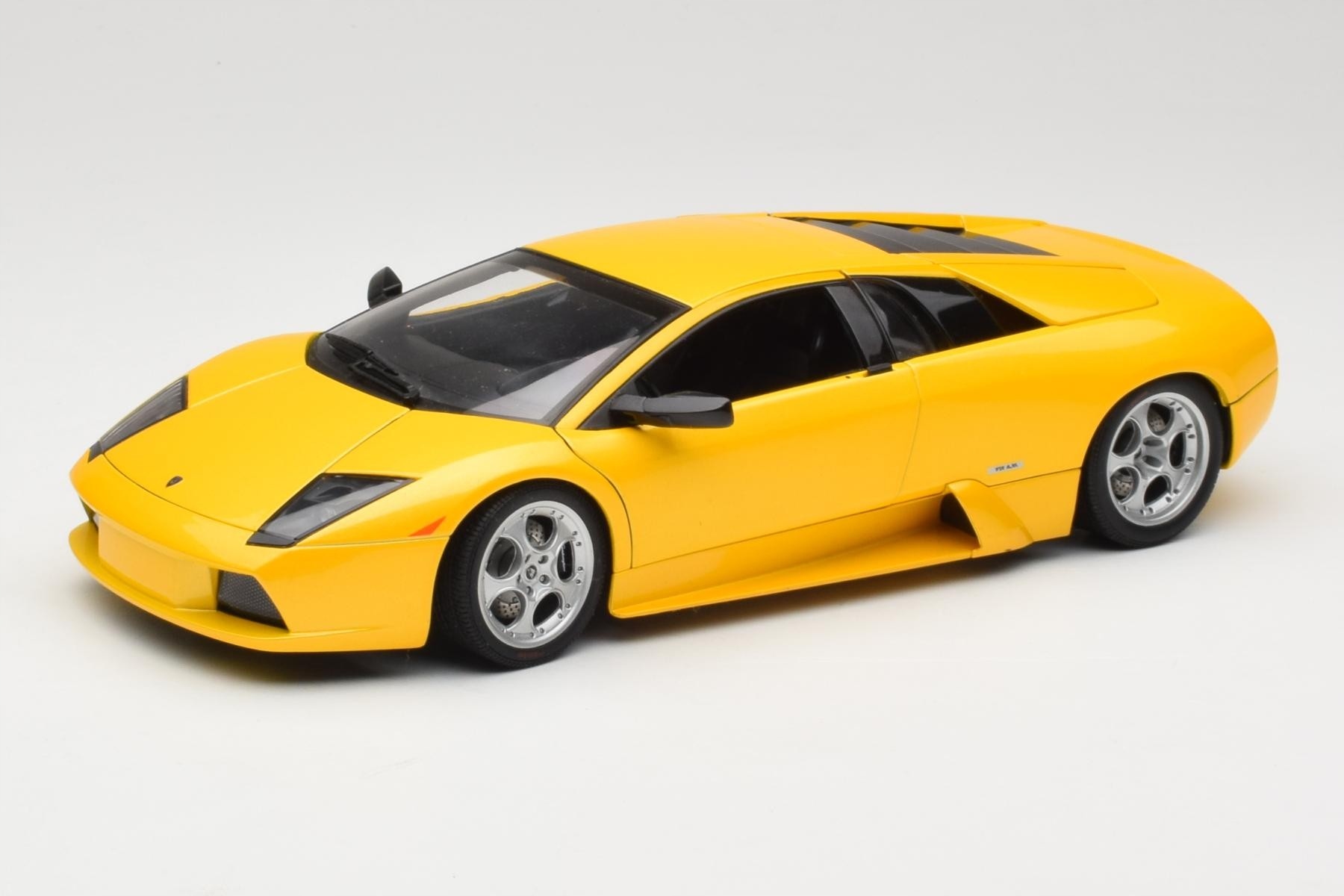 6.2 車＆バイク 1/18 ランボルギーニ Murcielago LP640 Giallo Orion