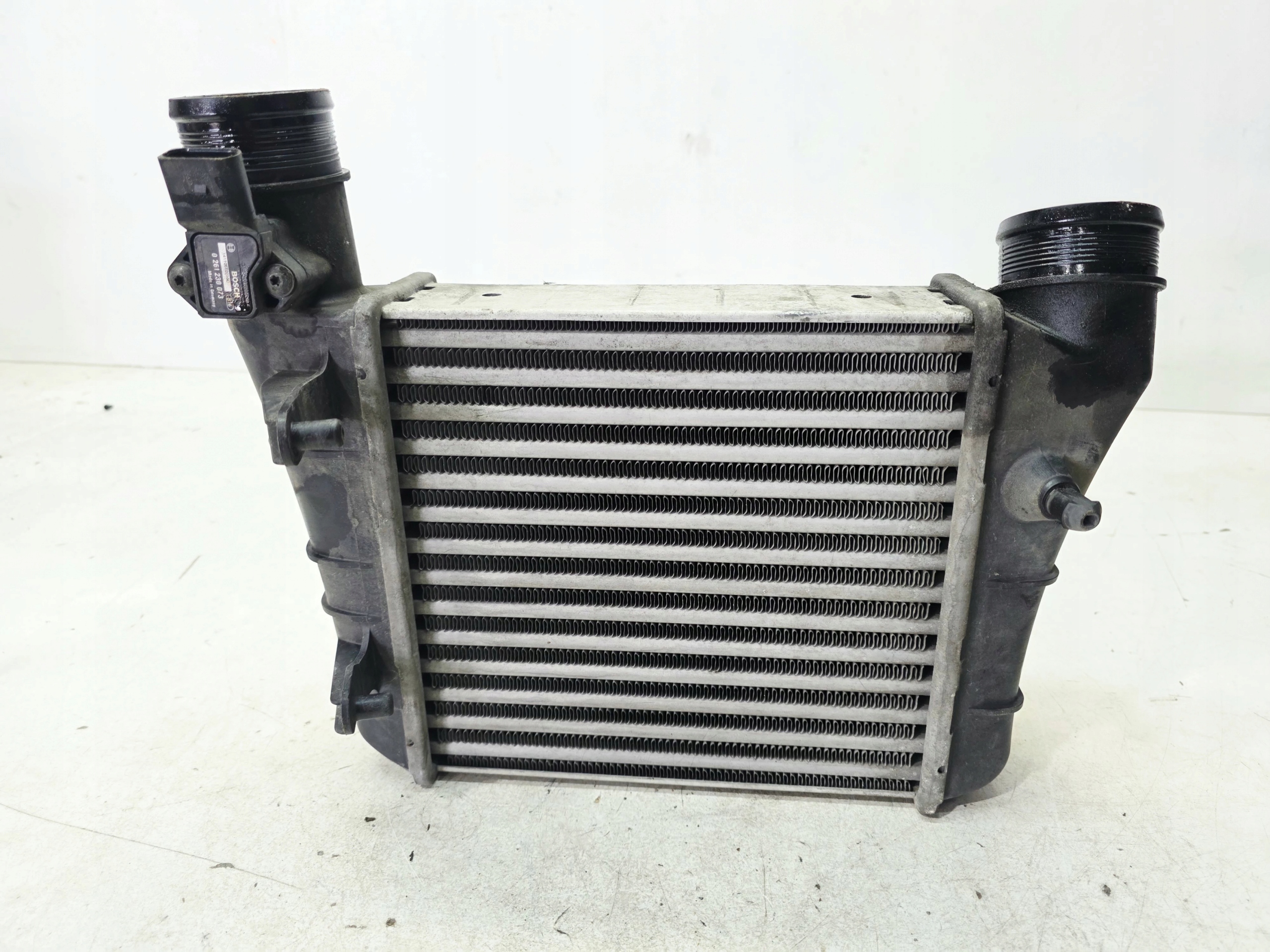 Kühler luft INTERCOOLER links AUDI A4 B7 2.0 TFSI 8E0145805AA 2/26