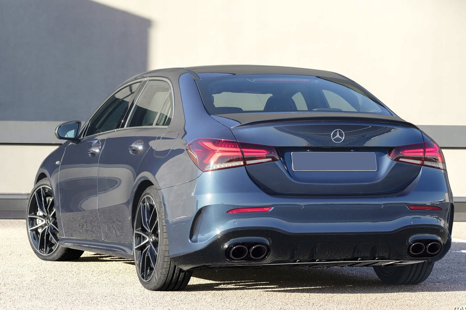 MERCEDES A W177 SEDAN DYFUZOR Z WYDECHAMI STYL AMG Numer katalogowy producenta 5905226005714