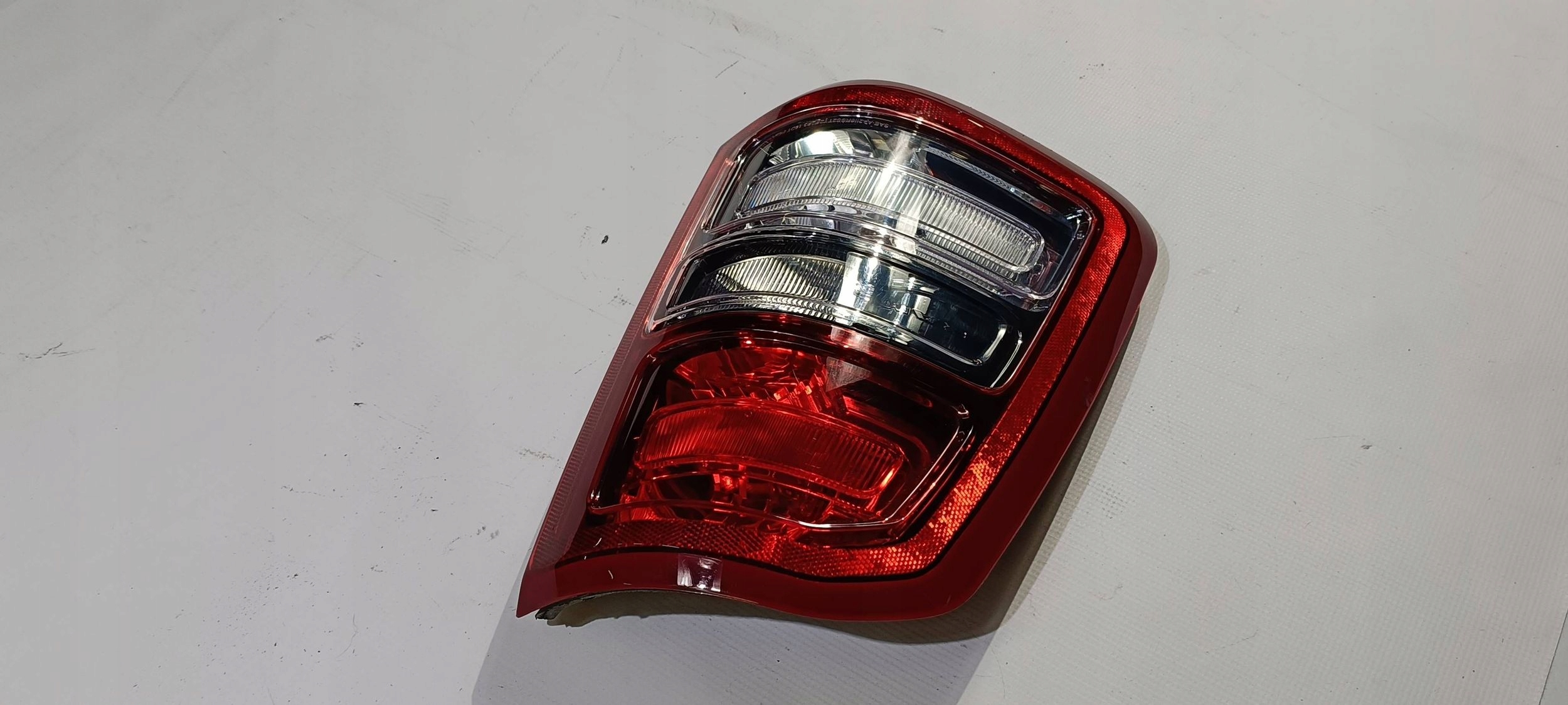 light rear part rear left original Dodge Ram 2019