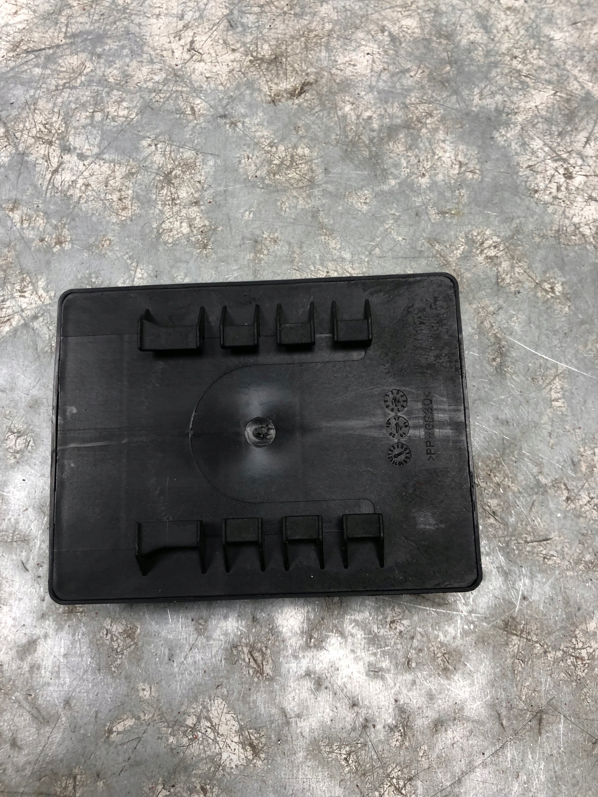 module control unit HAKA OPEL INSIGNIA B 13597659