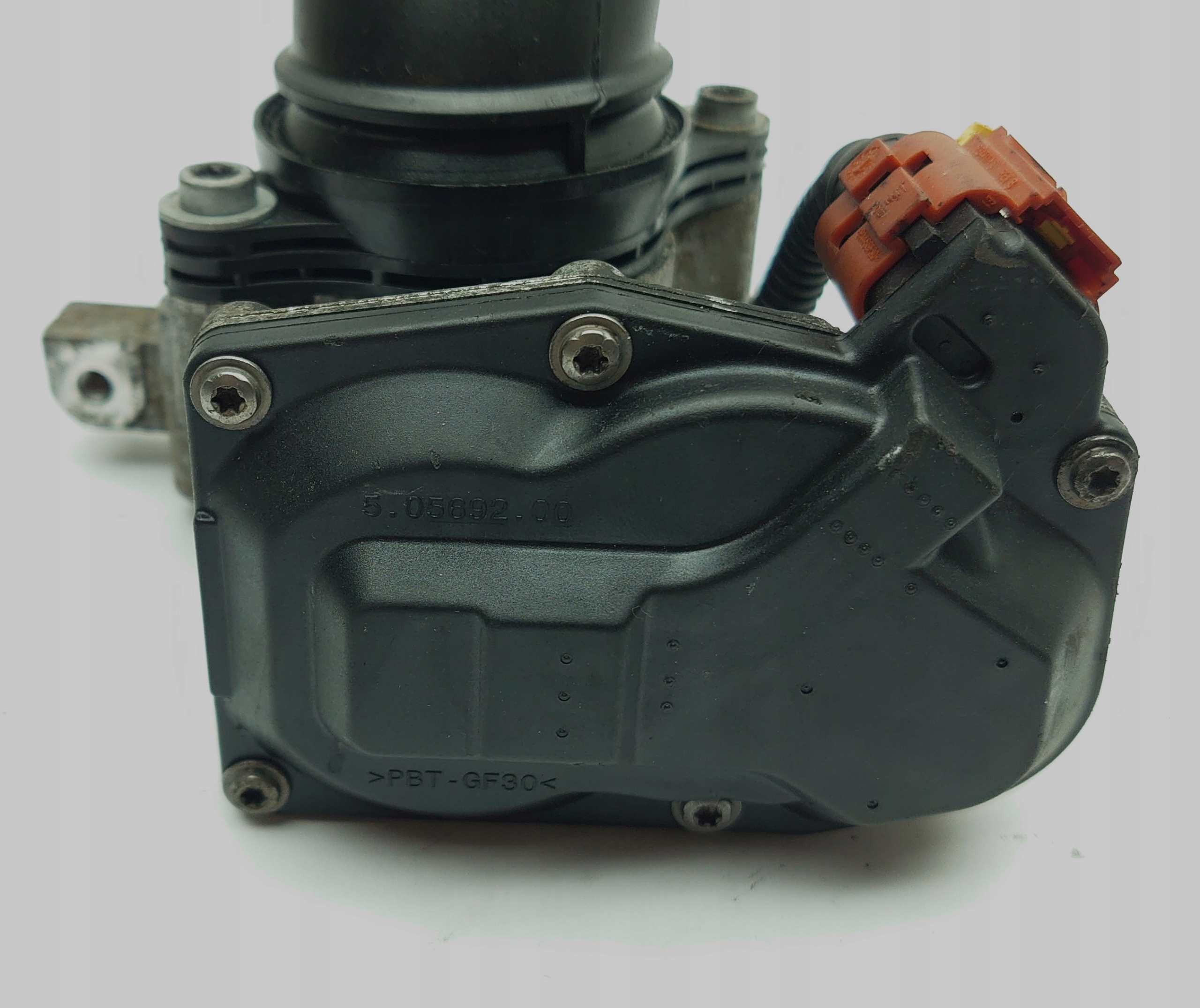 ДРОССЕЛЬНАЯ ЗАСЛОНКА, крышка багажника opel Astra, CORSA, MERIVA 1.3 55564247