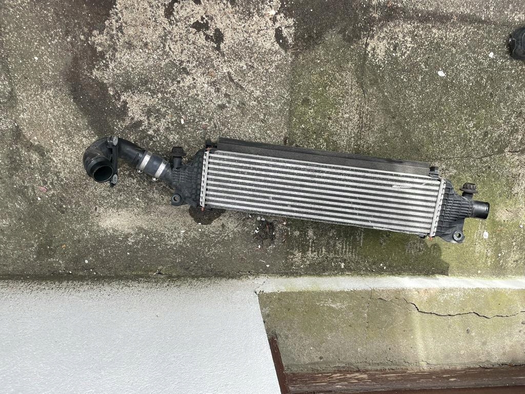 Intercooler Infiniti Q50 Q60 2018 rok Producent części Infiniti OE