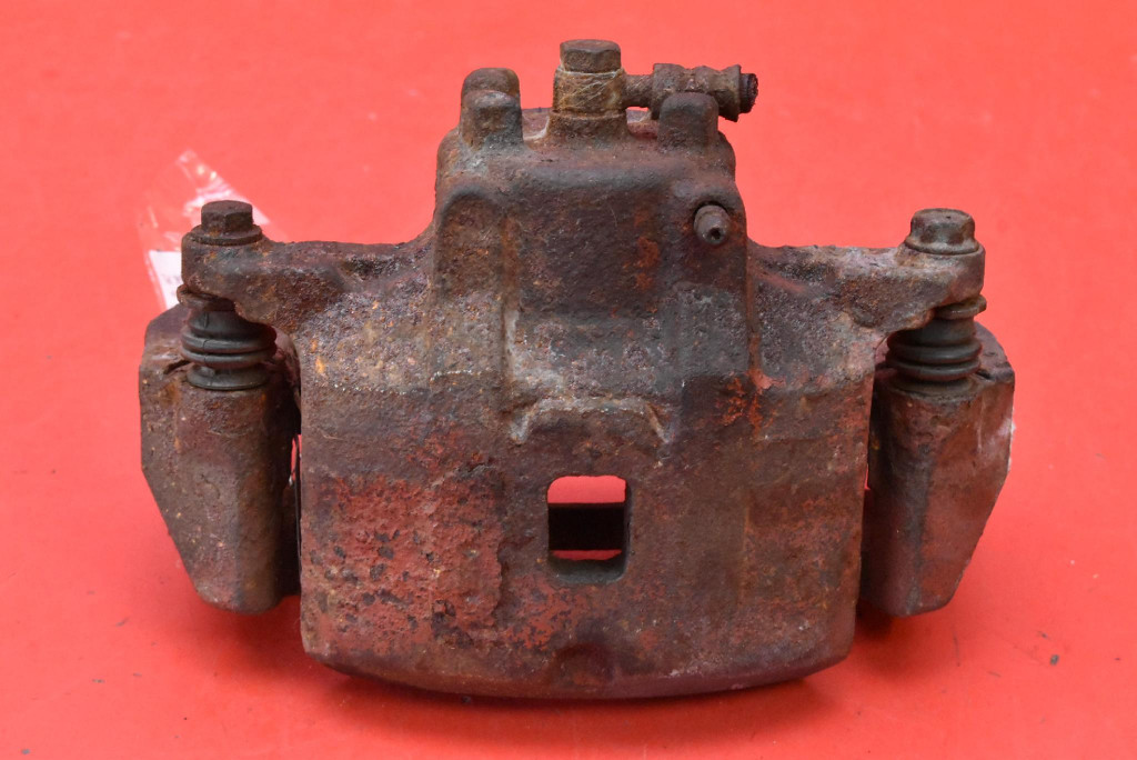 caliper brake left front MITSUBISHI ECLIPSE 4 IV 4G 3.8 V6 265 KM 06-09