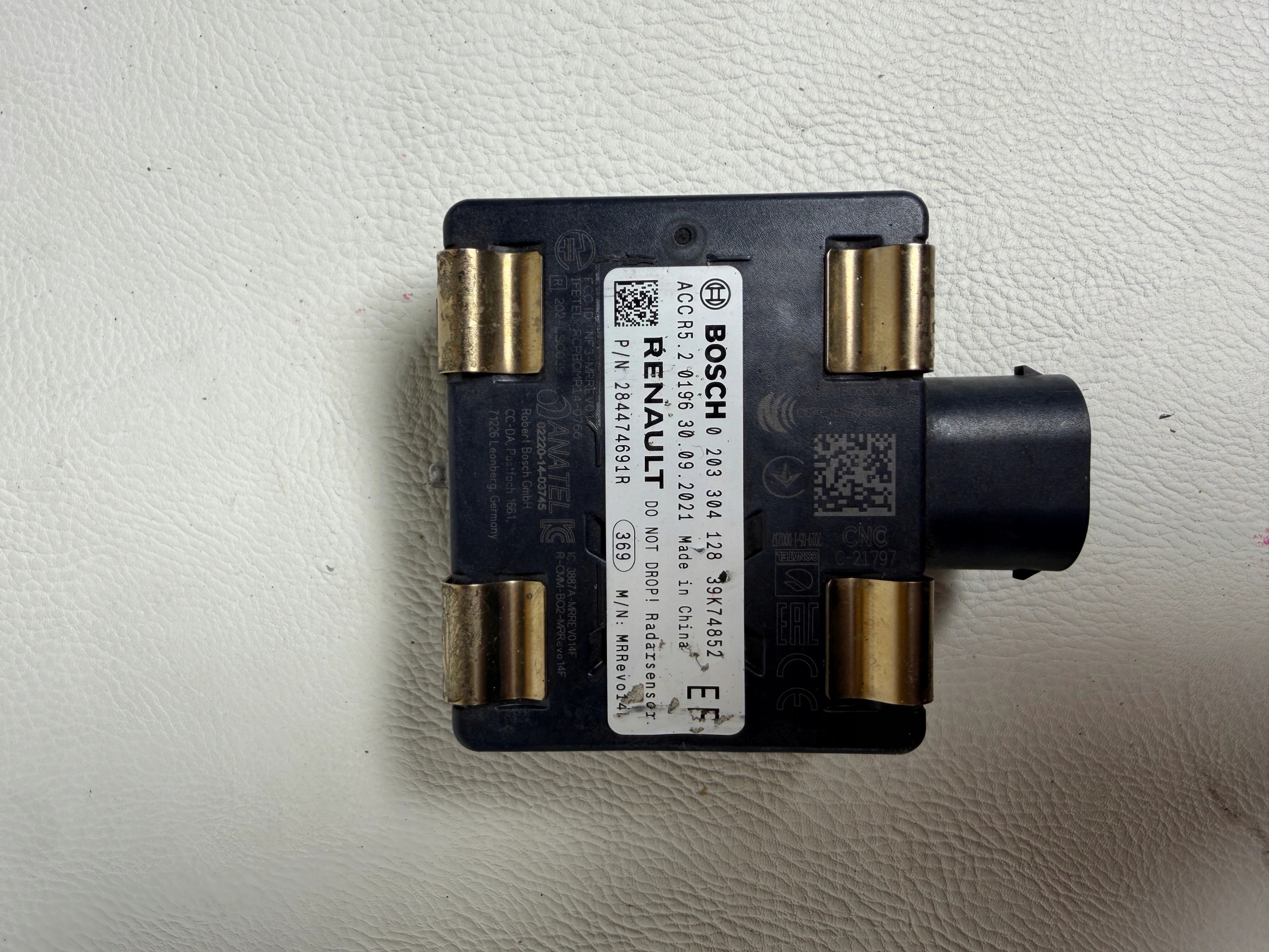 DACIA SPRING RADAR module DISTRONIC 284474691R 0203304128