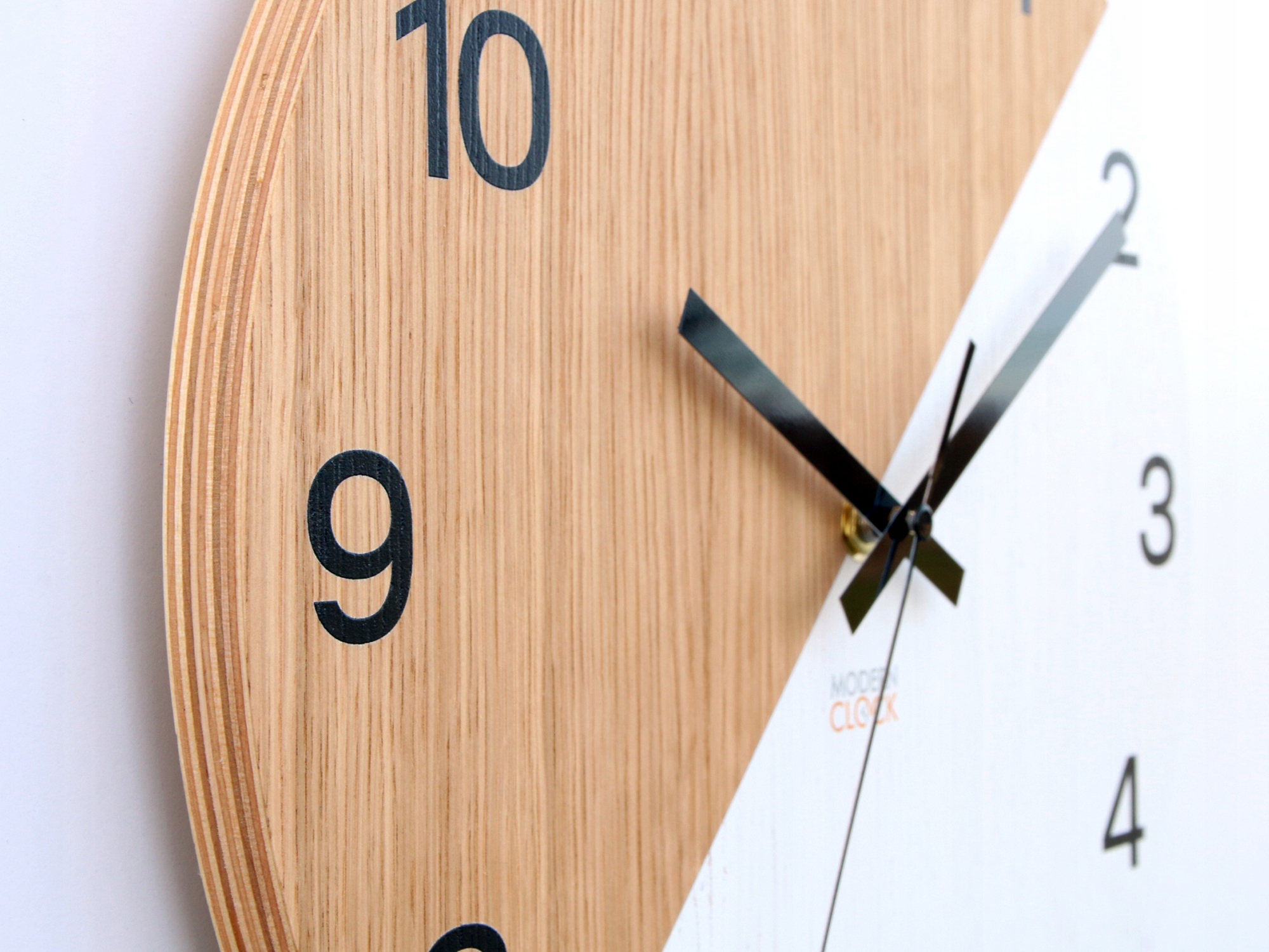 Zegar ścienny drewniany OKSFORD Biały 33cm Cichy Typ ścienny