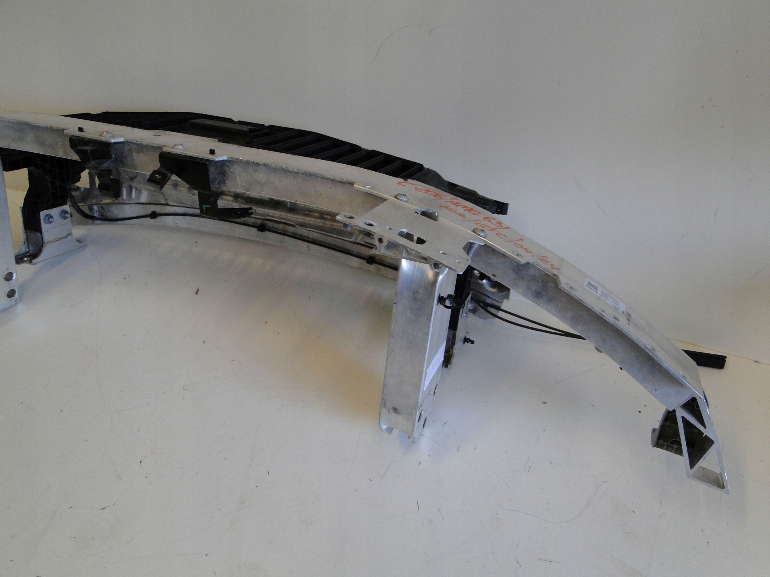 MERCEDES C KLASA 206 W206 PAS PRZEDNI KOMPLET WZMOCNIENIE 63 AMG 63 S E Typ samochodu Samochody osobowe