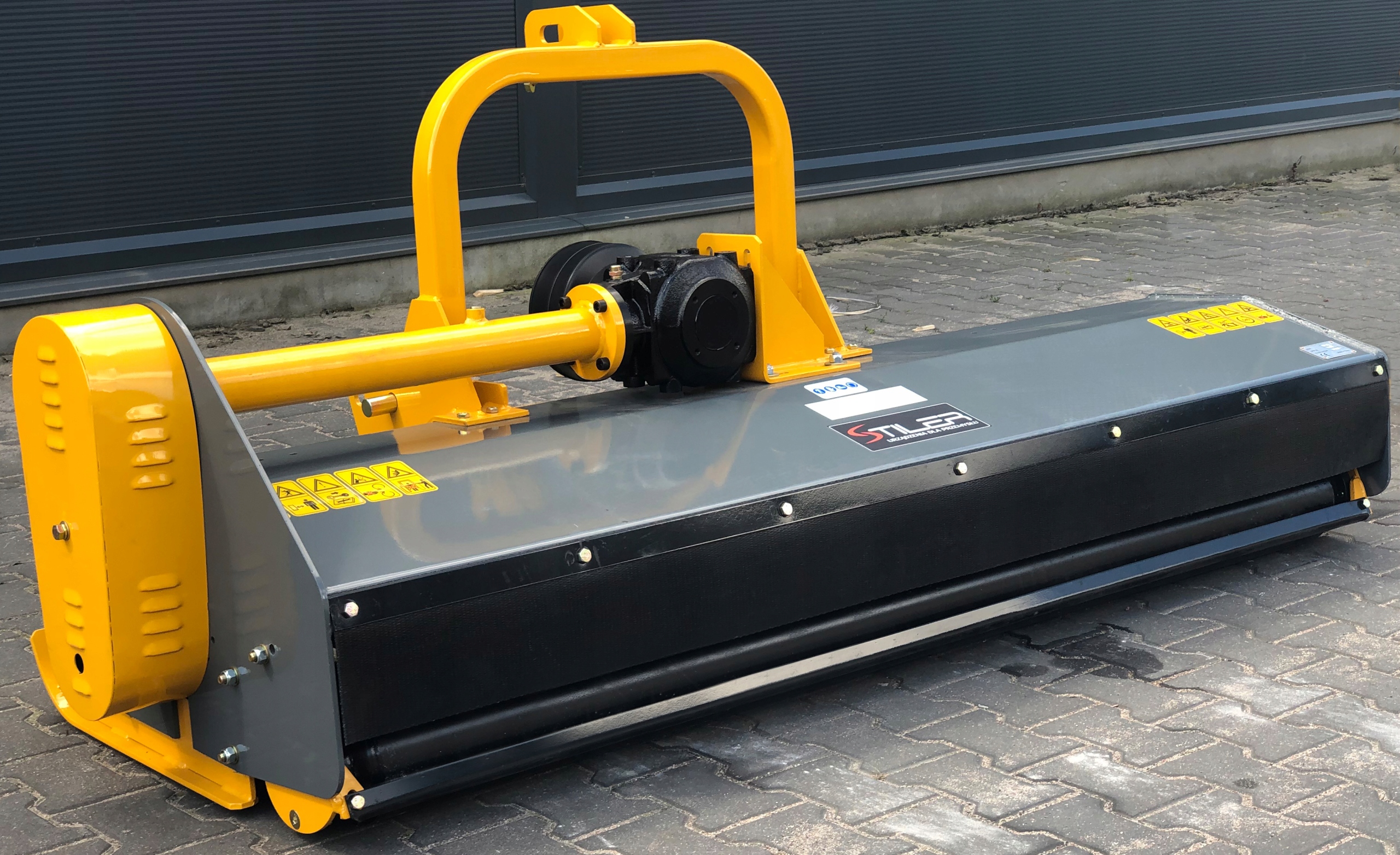 KOSIARKA BIJAKOWA MULCZER KOSZENIE 205 CM STILER Model DPS205