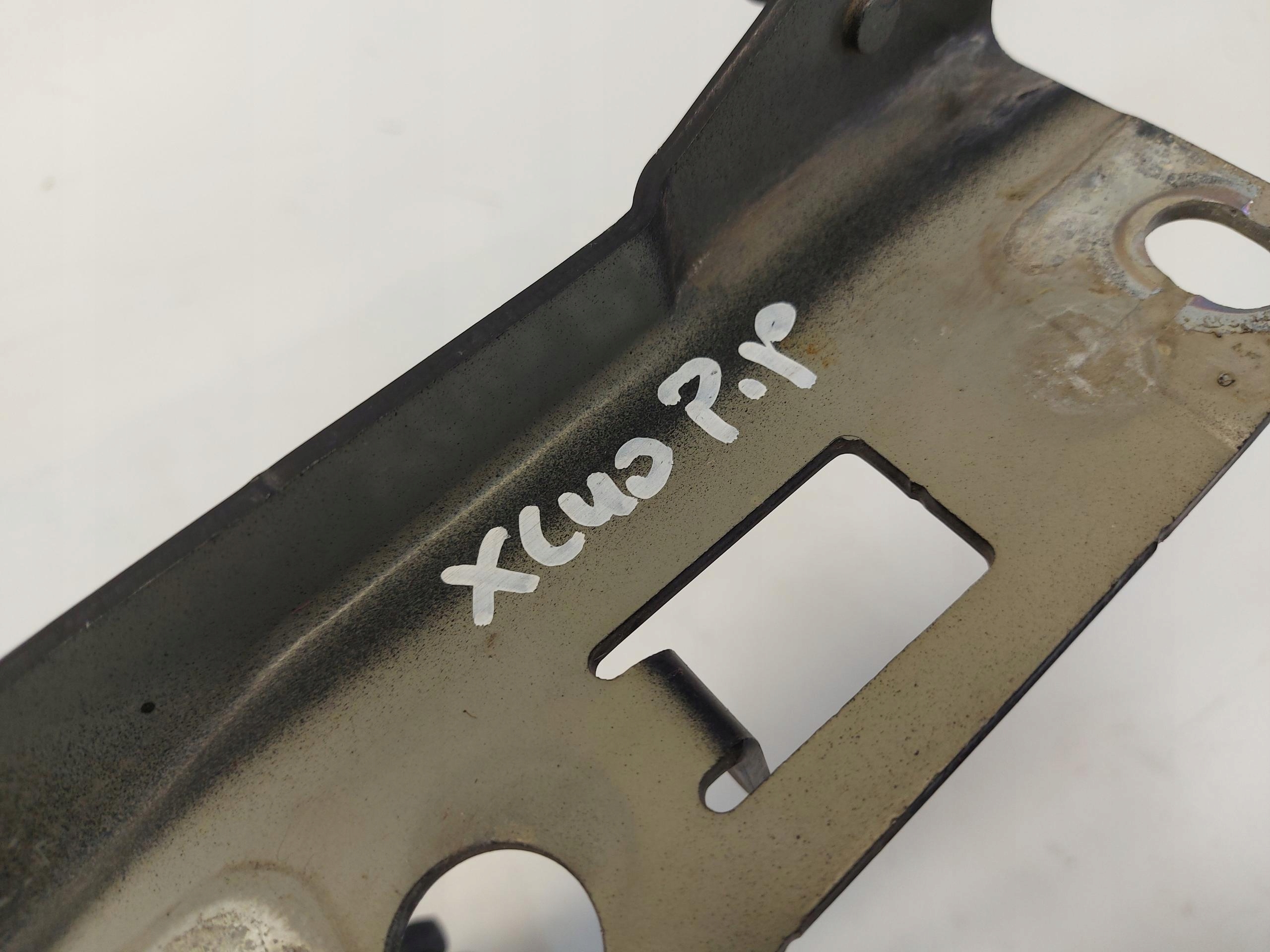 VOLVO XC40 D3 hinge bonnets right 31356753