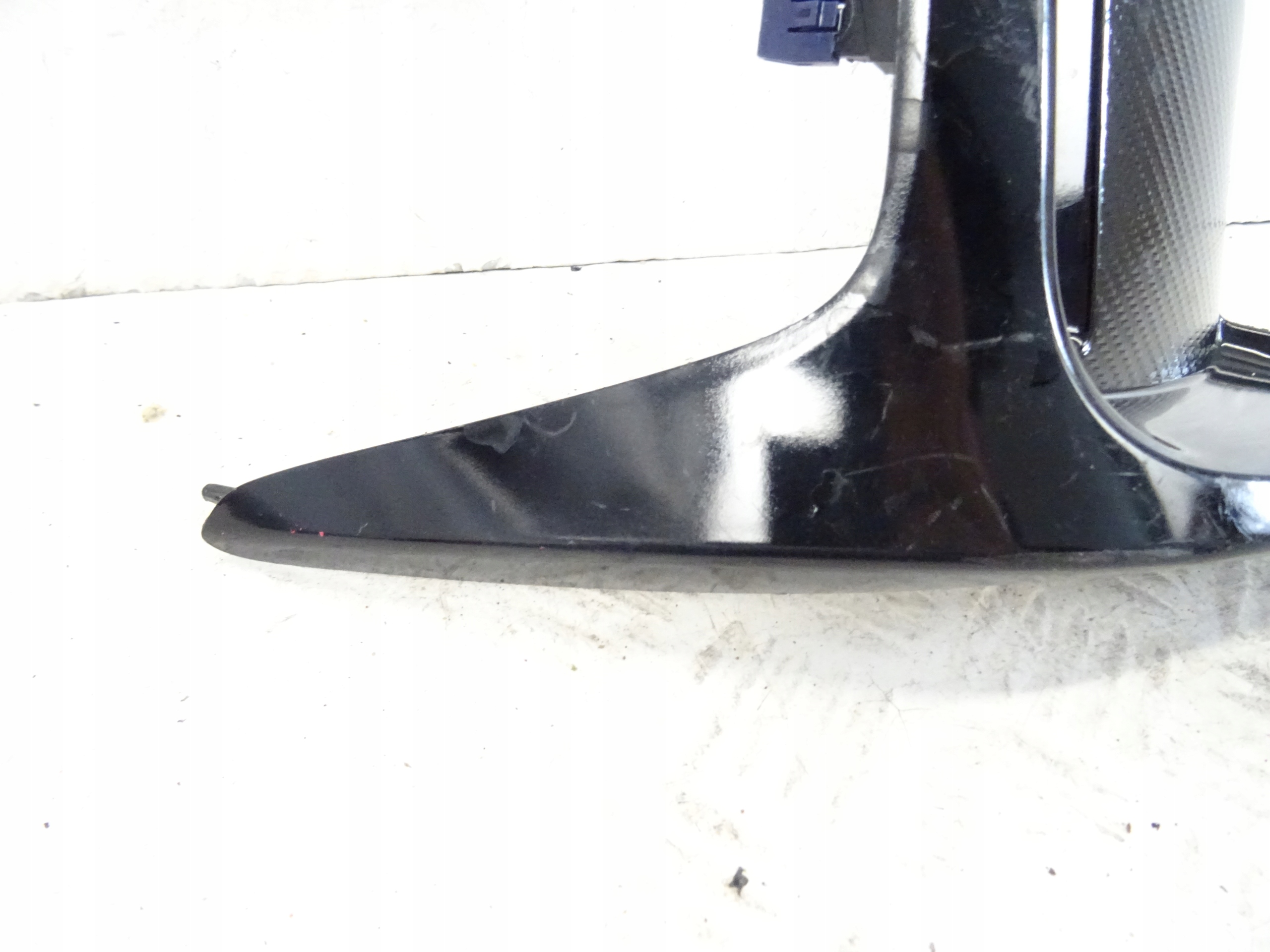 grid of a bumper front front left TOYOTA YARIS IV GR 81482-52700