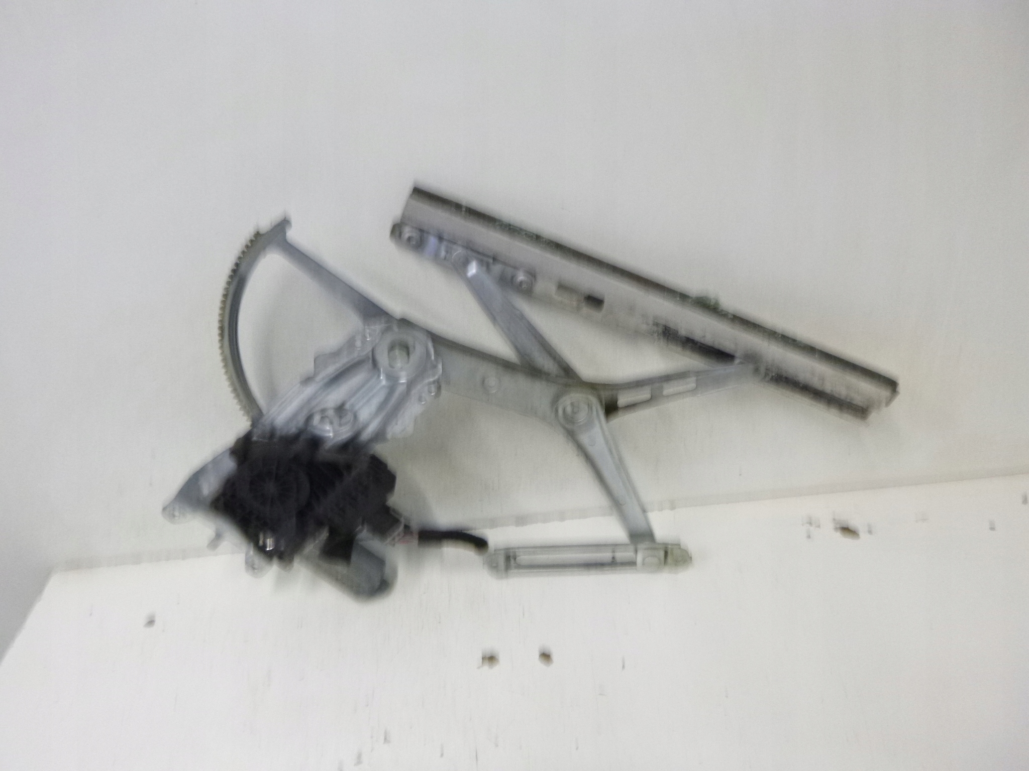 MÉCANISME VITRE AVANT DROITE OPEL ASTRA G HB 01R.