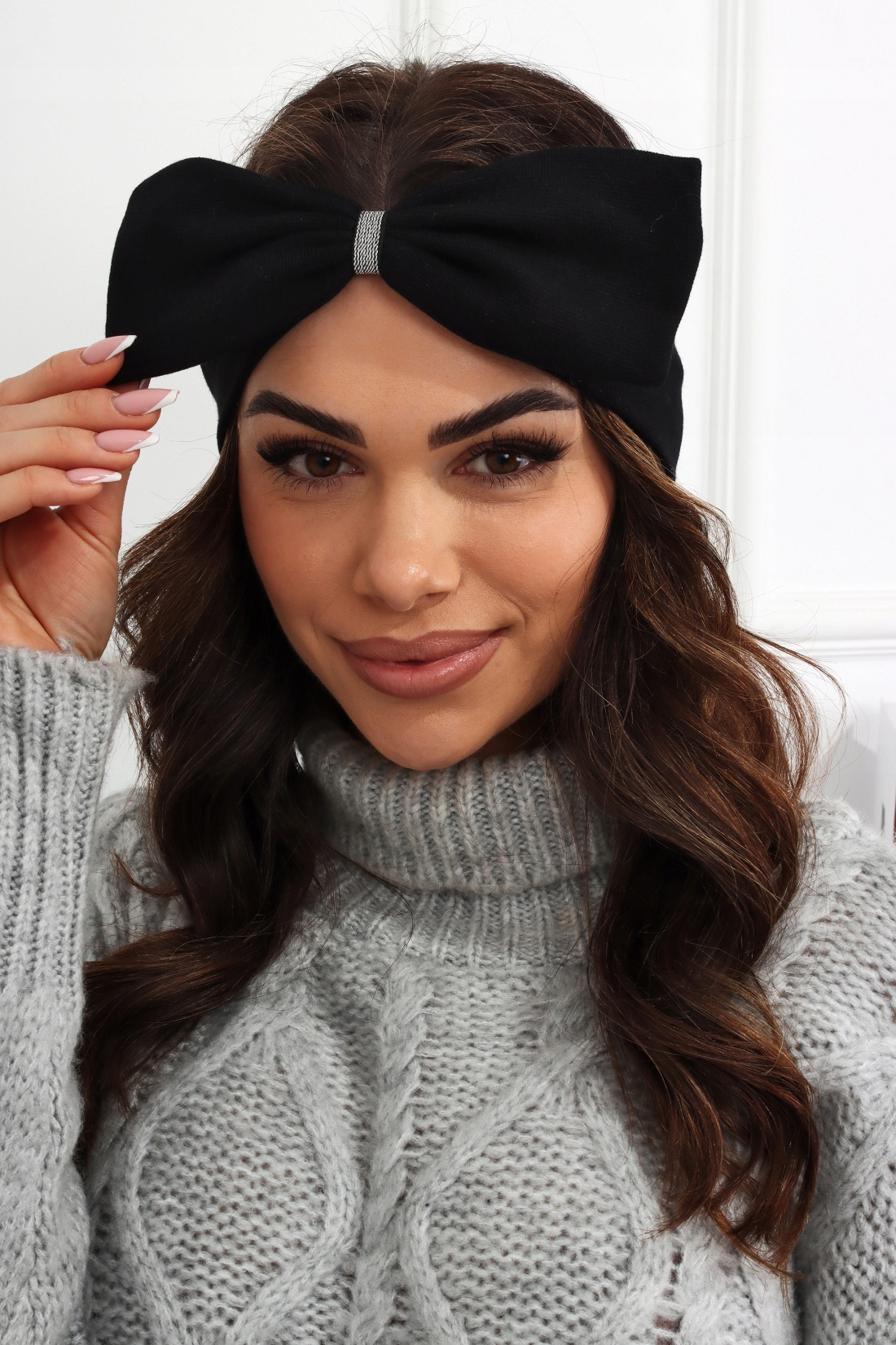 OPASKA DAMSKA NA GŁOWĘ USZY NAUSZNIKI TURBAN WĘZEŁ PRZEPLATANA KOLORY Marka inna