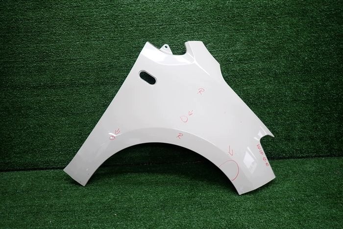 UP MII CITIGO 12-16 fender right front front