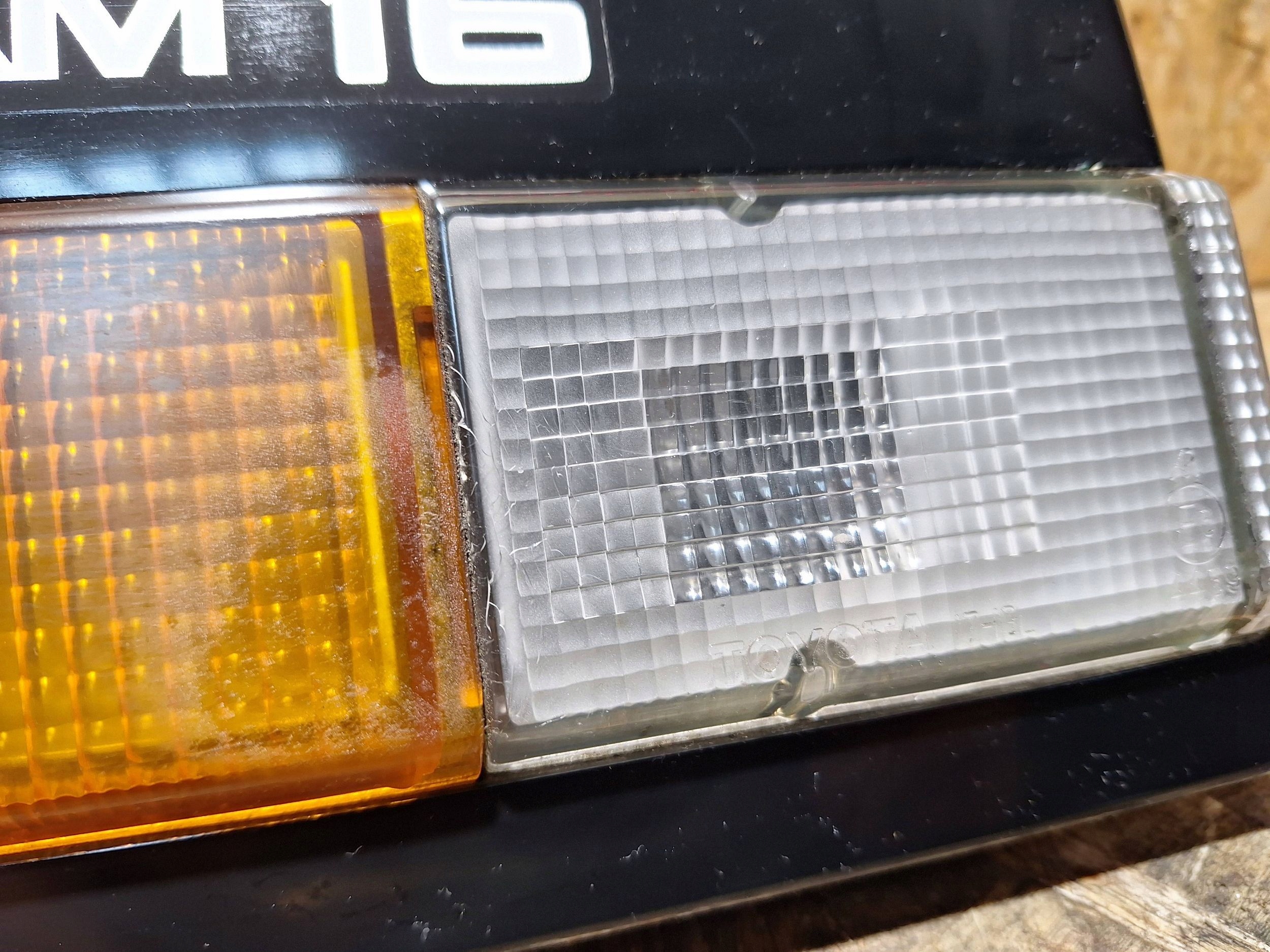 light rear part left TOYOTA MR2 TWIN CAM 16 E-AW10 84-86
