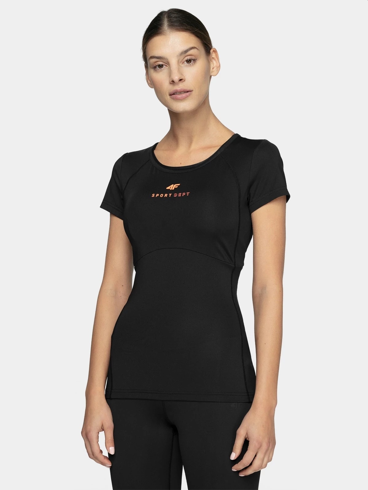 KOSZULKA TRENINGOWA DAMSKA 4F ELASTYCZNA DRY XS Rozmiar XS