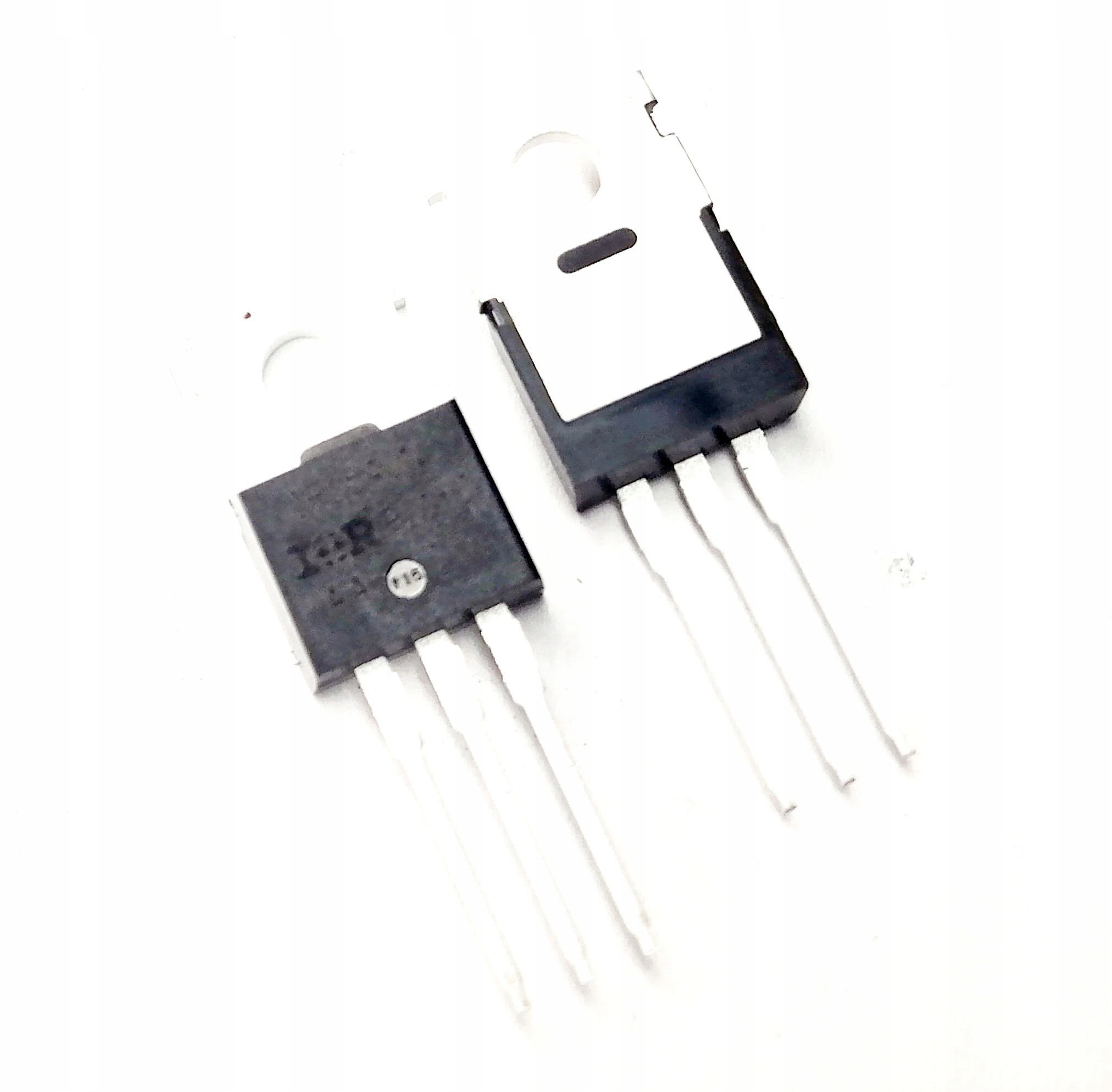 

IRL540N N-mosfet 100V 140W 36A Ir