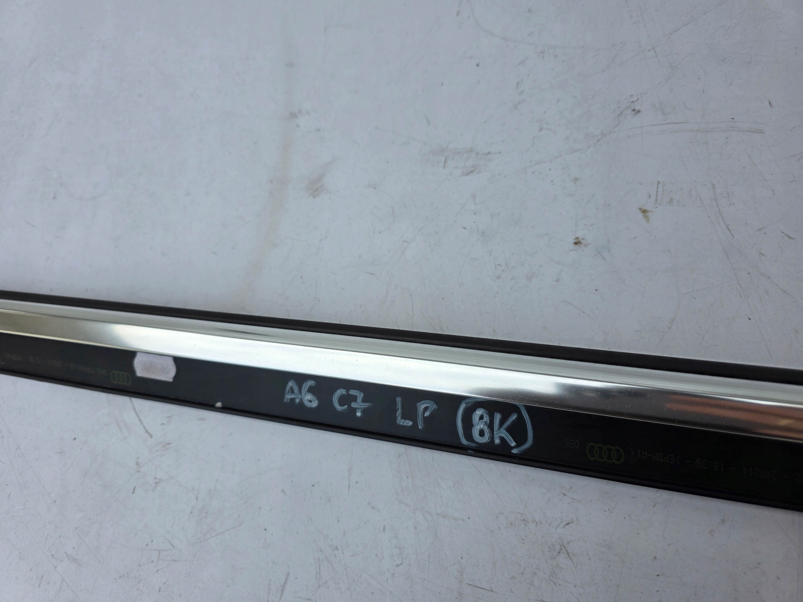 moulding dust door CHROM left front left front AUDI A6 C7 4G