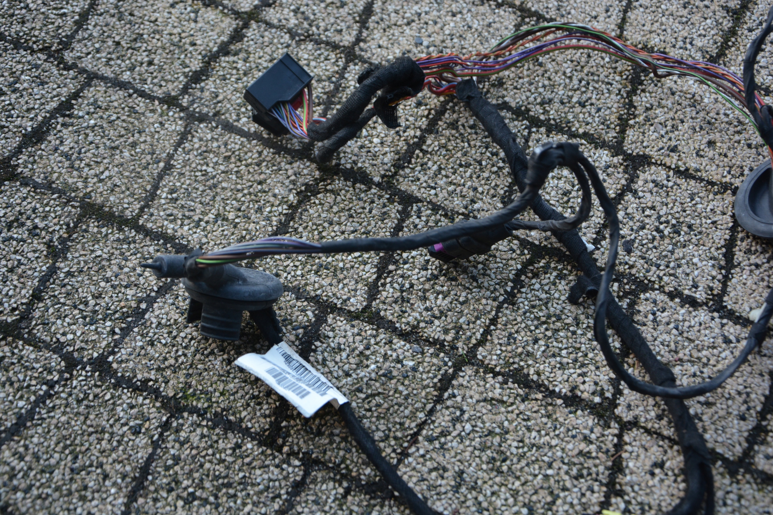 WIAZKA DRZWI LP PP AUDI A7 4G8971030BG 4G8971029CK Quality of parts according to GVO Q original with factory logo OEM OES