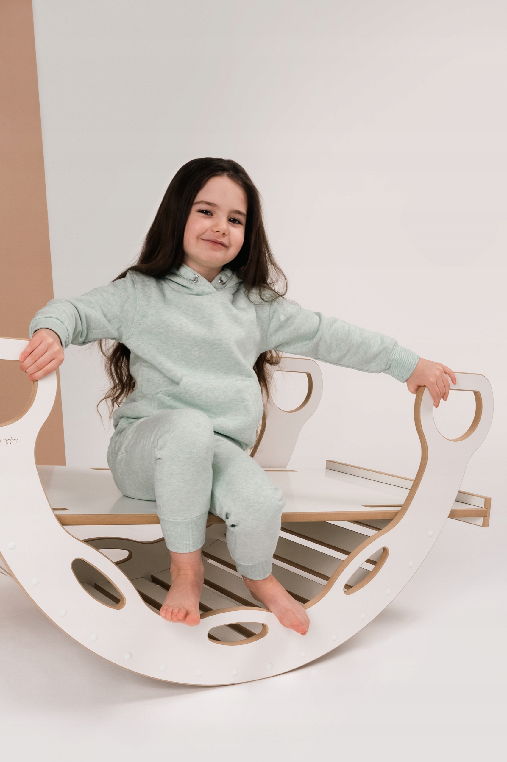 BUJAK Z UCHWYTAMI ZJEŻDŻALNIA DRABINKA TUPTI.WOOD Materiał inny