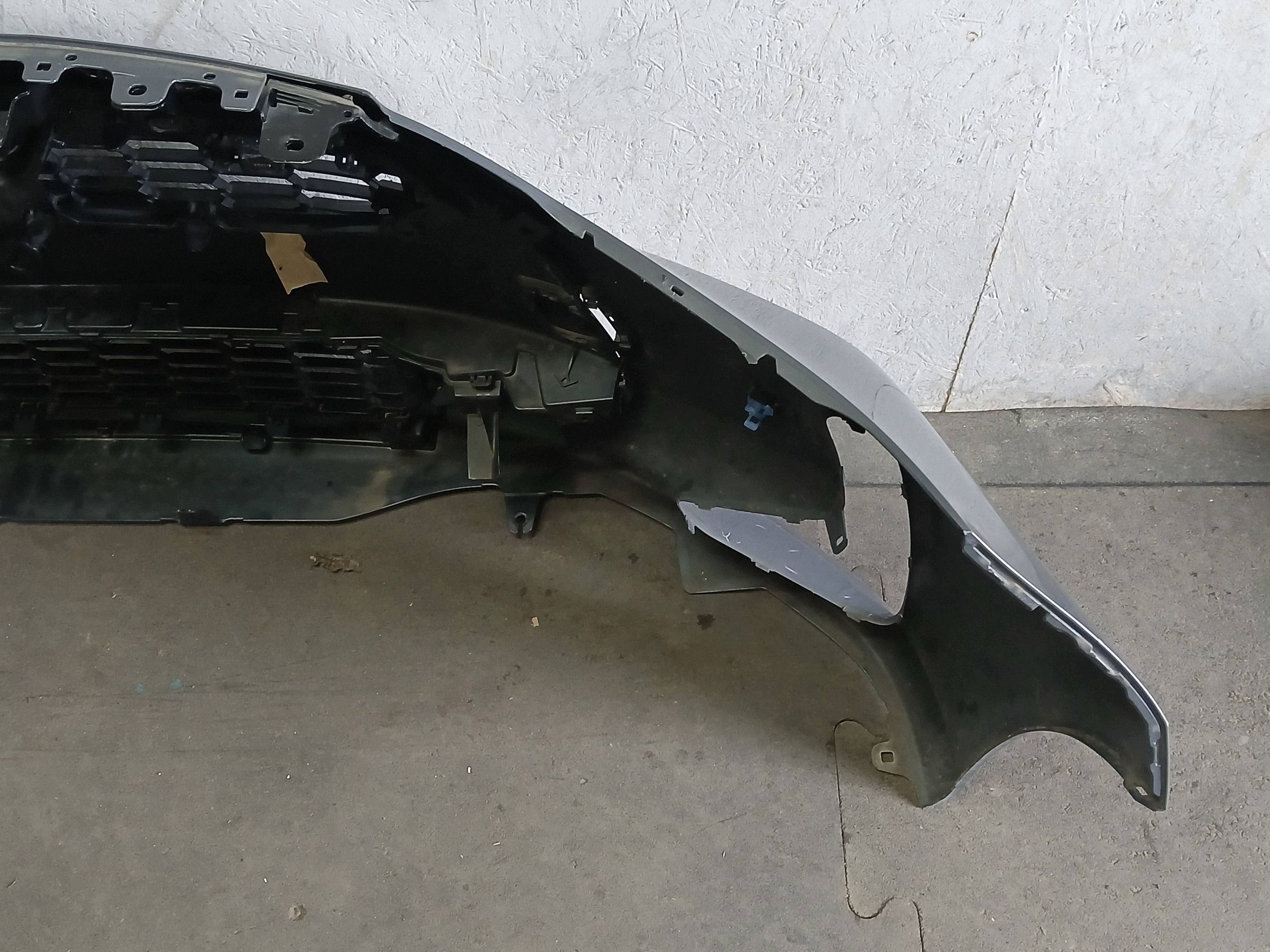 bumper front TOYOTA YARIS IV 4 20- GR