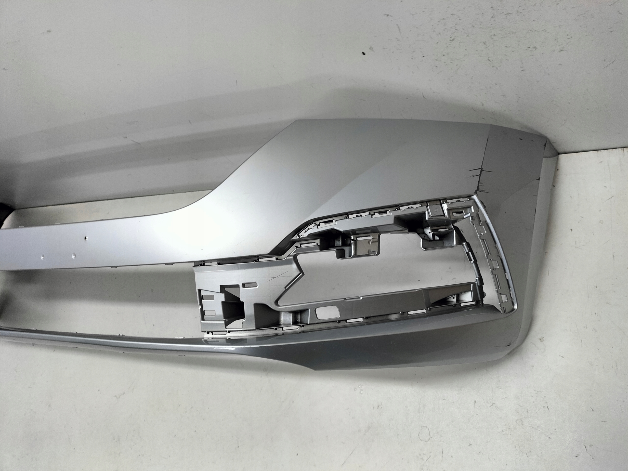 FRONTSTOSSSTANGE VORNE SKODA OCTAVIA 4 IV 19