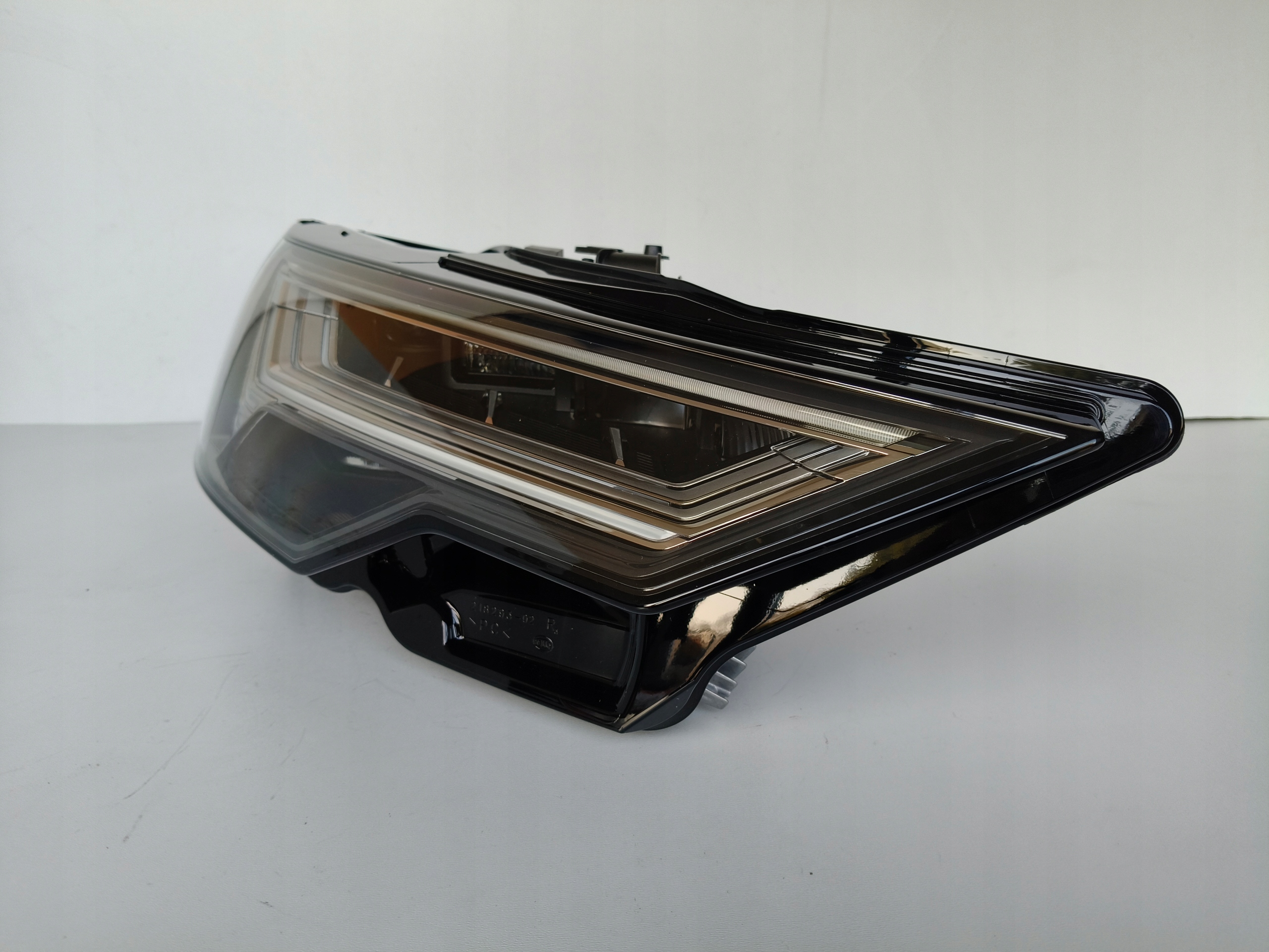 NO-WA-- light right REFLEKTOR AUDI A6 C8 4K 4K0 18- FULL LED MATRIX