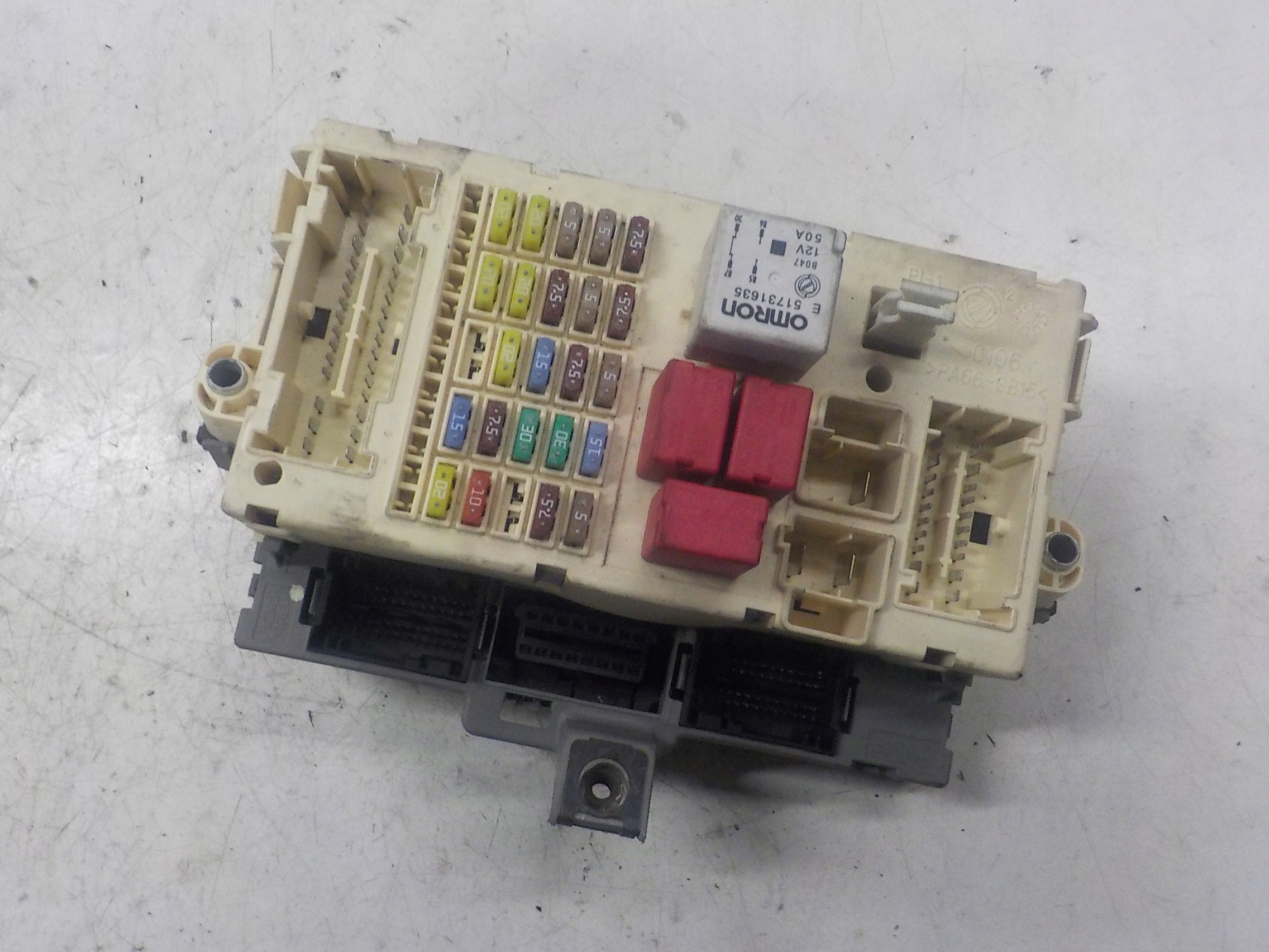 FIAT BRAVO II МОДУЛЬ КОРОБКА BSI 51802930 51786513