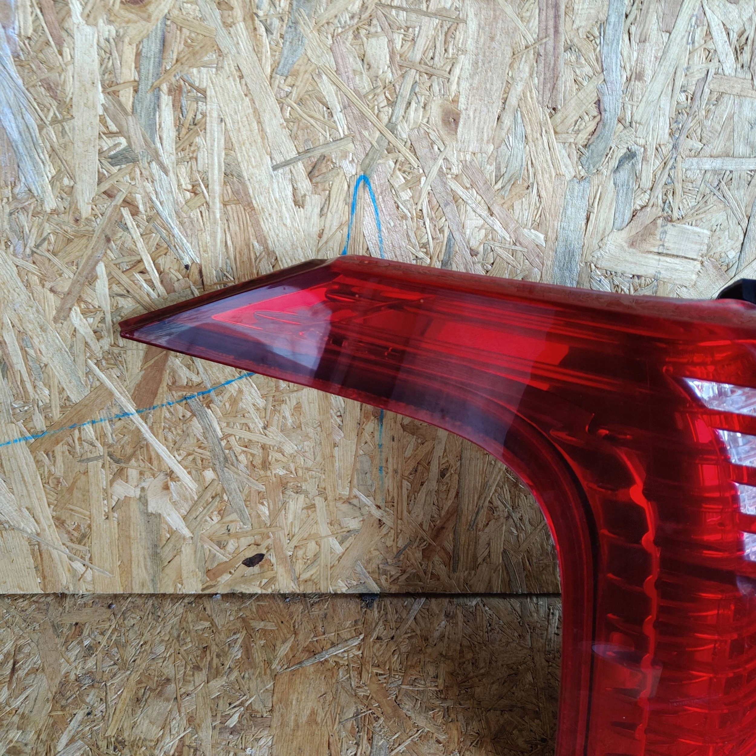 light rear rear part side left Peugeot 5008