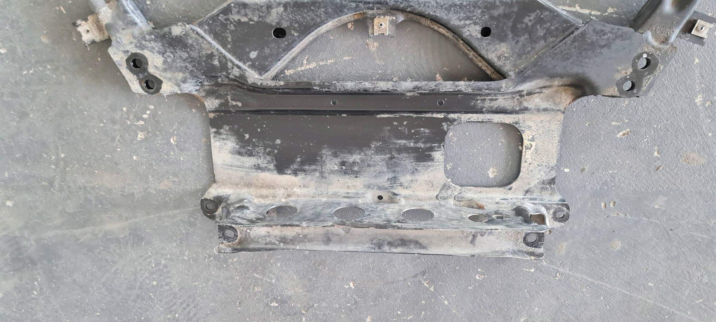 A6 C8 4K axle beam axle beam subframe suspension beam front 4K1399347 A7 4K
