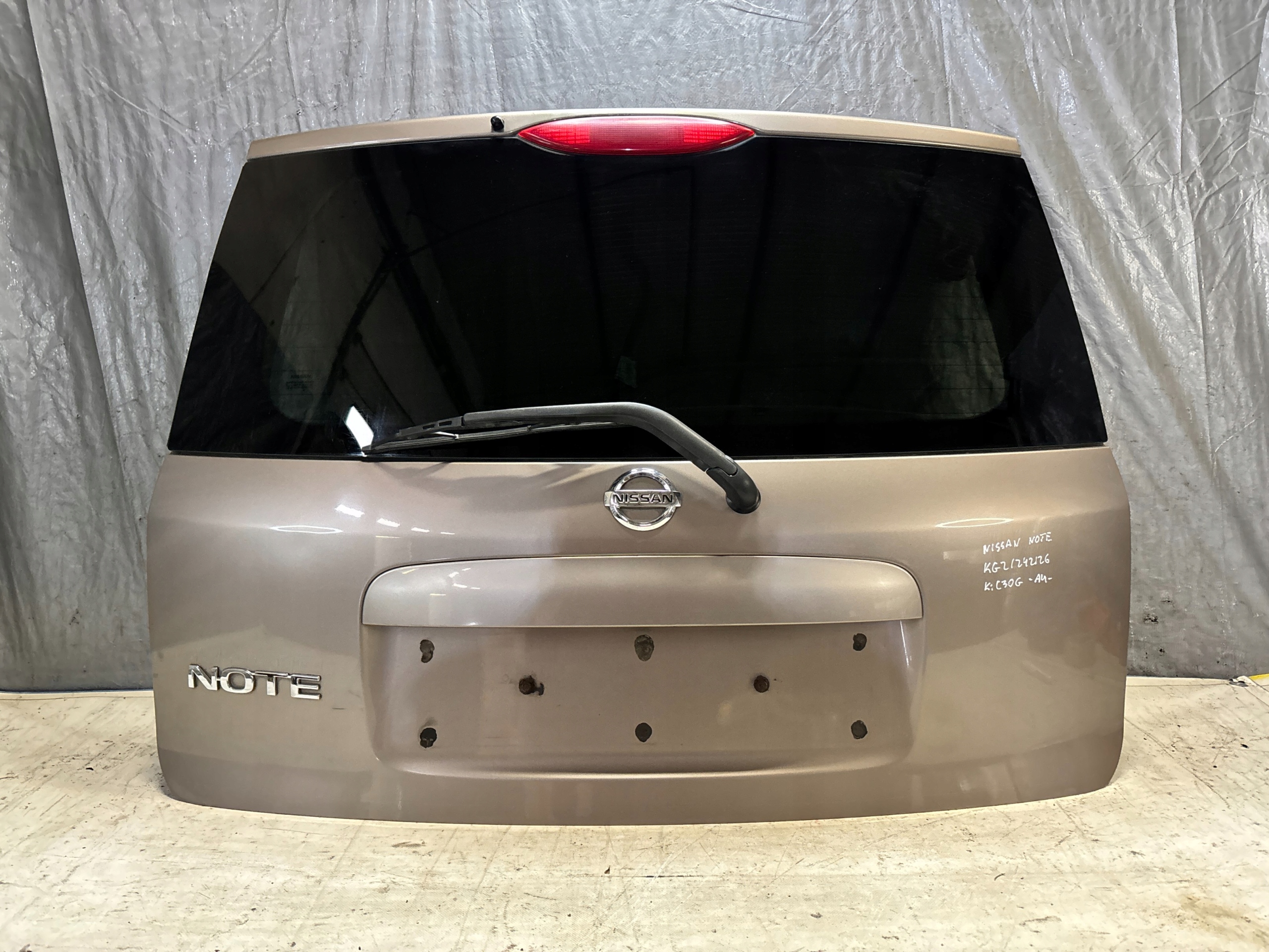 trunk door boot Nissan Note and 1 przedlift k: C30G