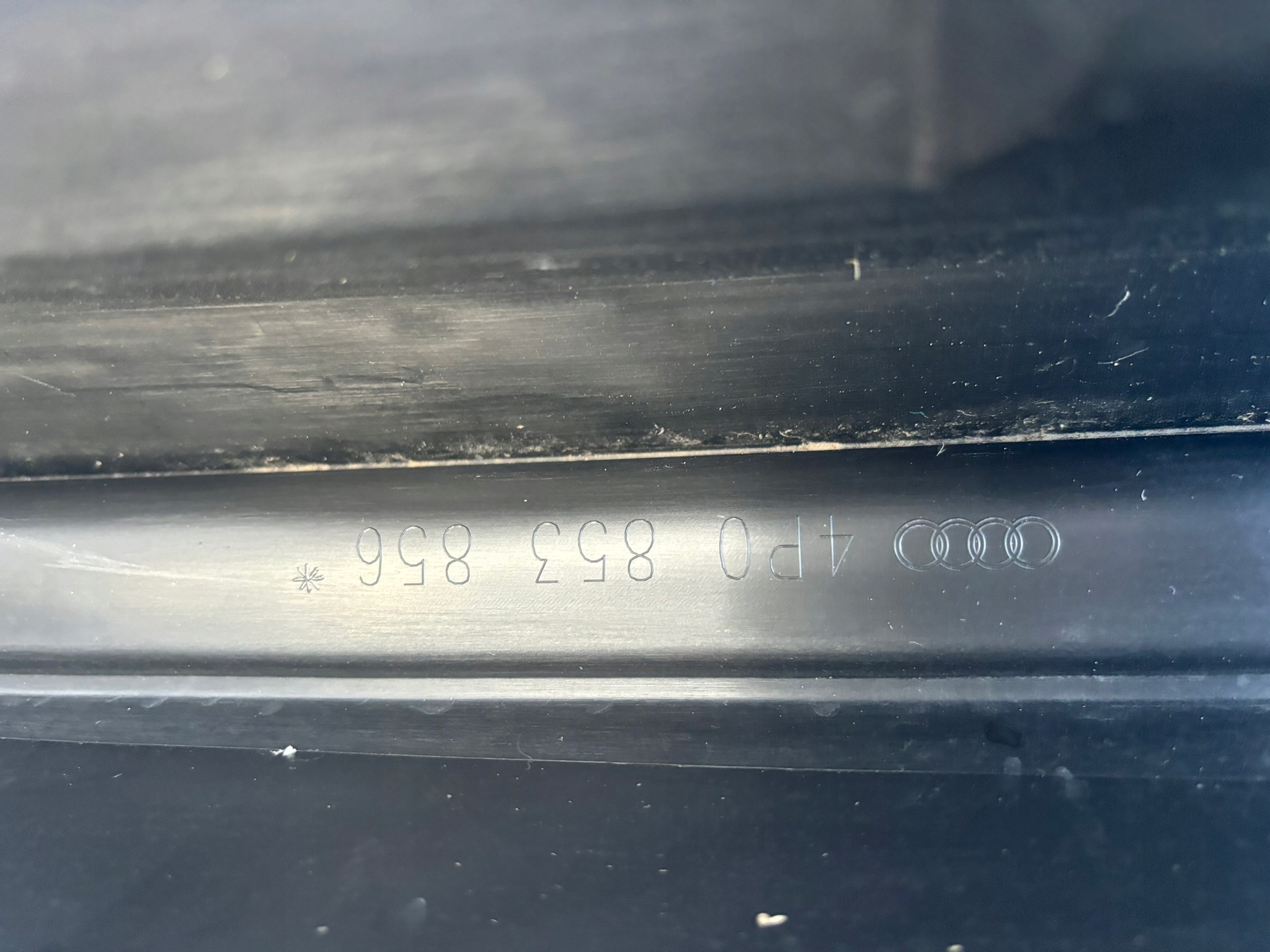 AUDI 4P 2024 ROK right threshold moulding threshold 4P0853856 E136DOK
