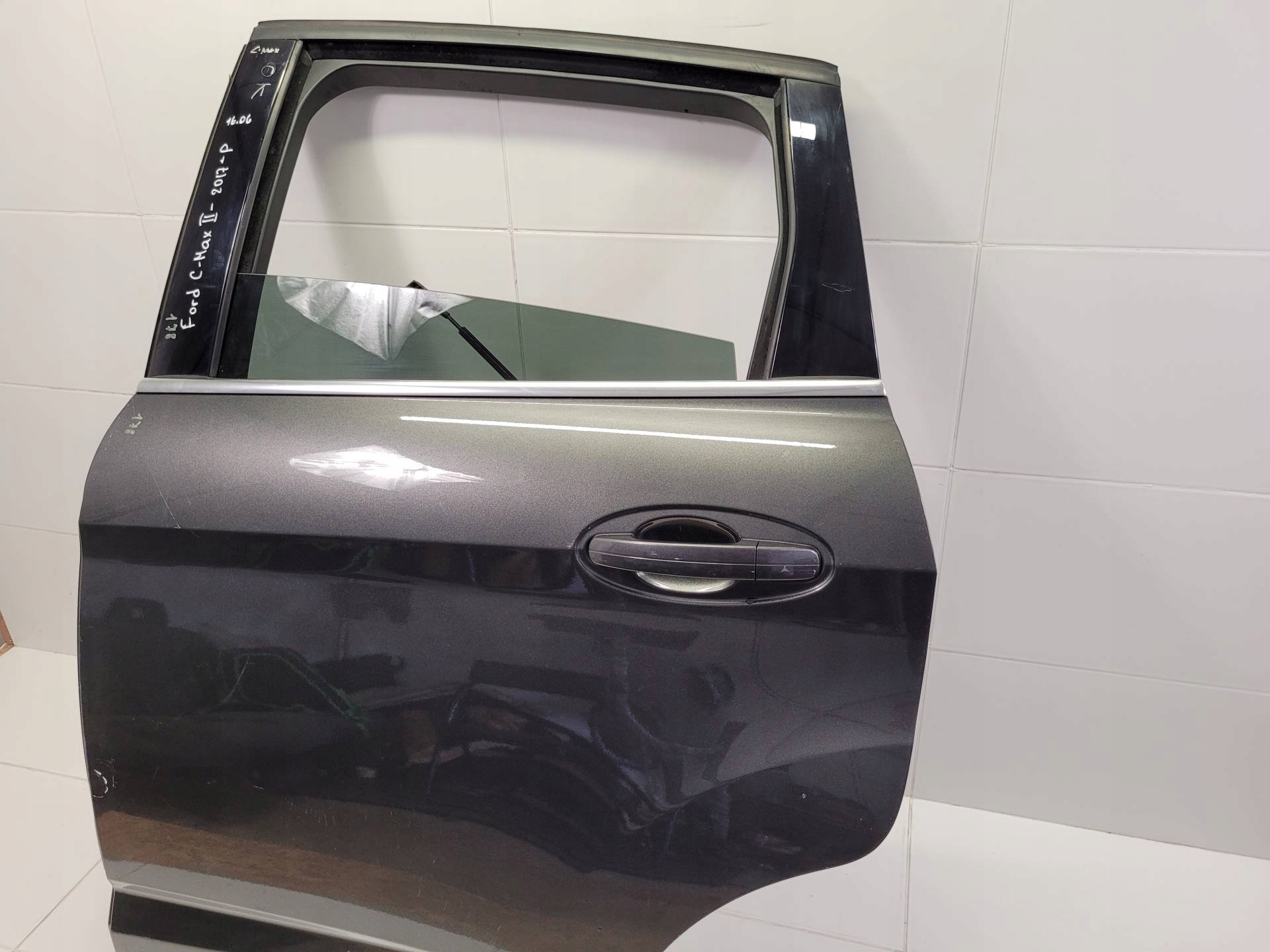 dveře záď levá strana Ford C-Max 2 2015
