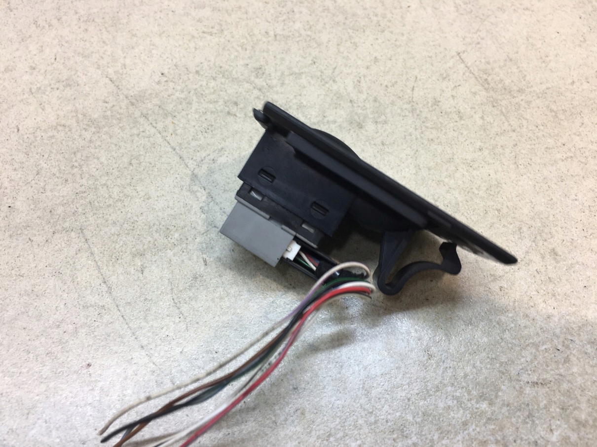 PANEL windows right front AUDI A6 C5 4B1959522
