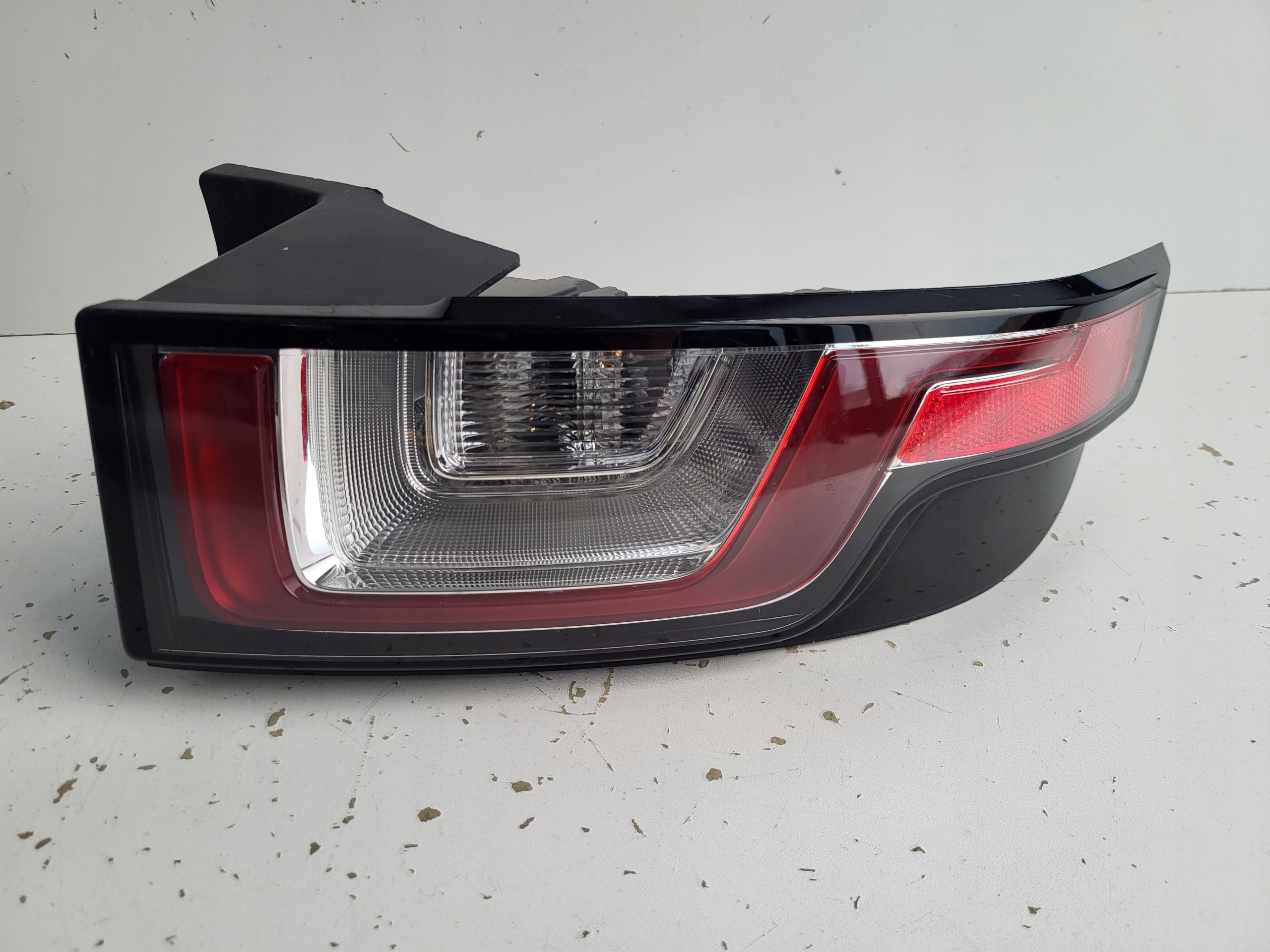 фонарь правый Range Rover Evoque L538 РЕСТАЙЛИНГ