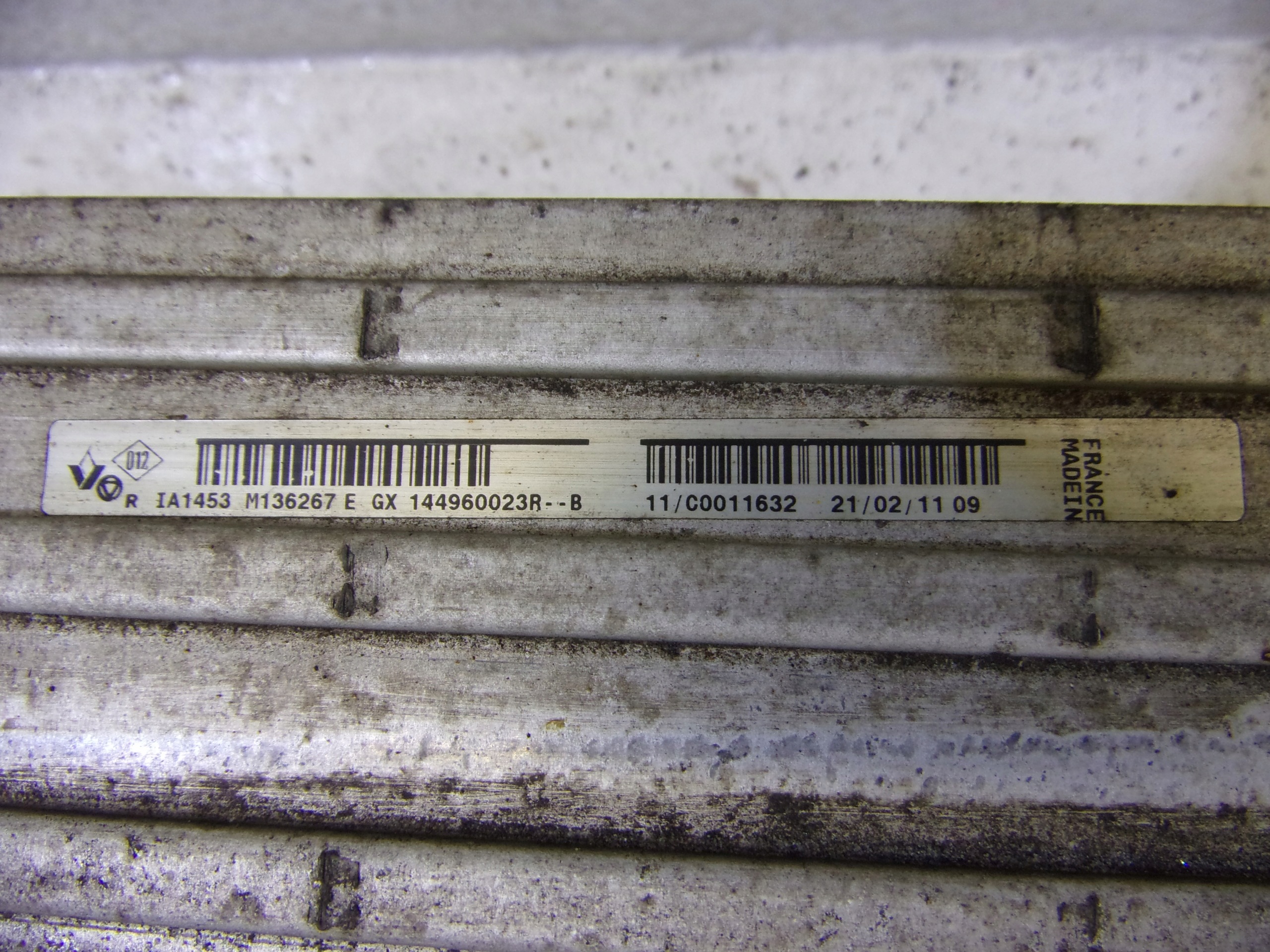 INTERKULER intercooler RENAULT SCENIC 3 2.0 DCI