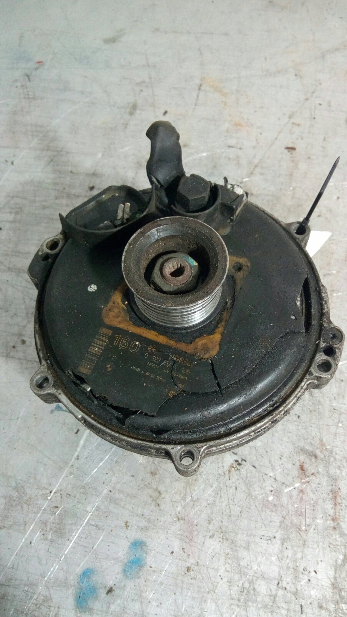 Alternator BMW E39 540I 7508052