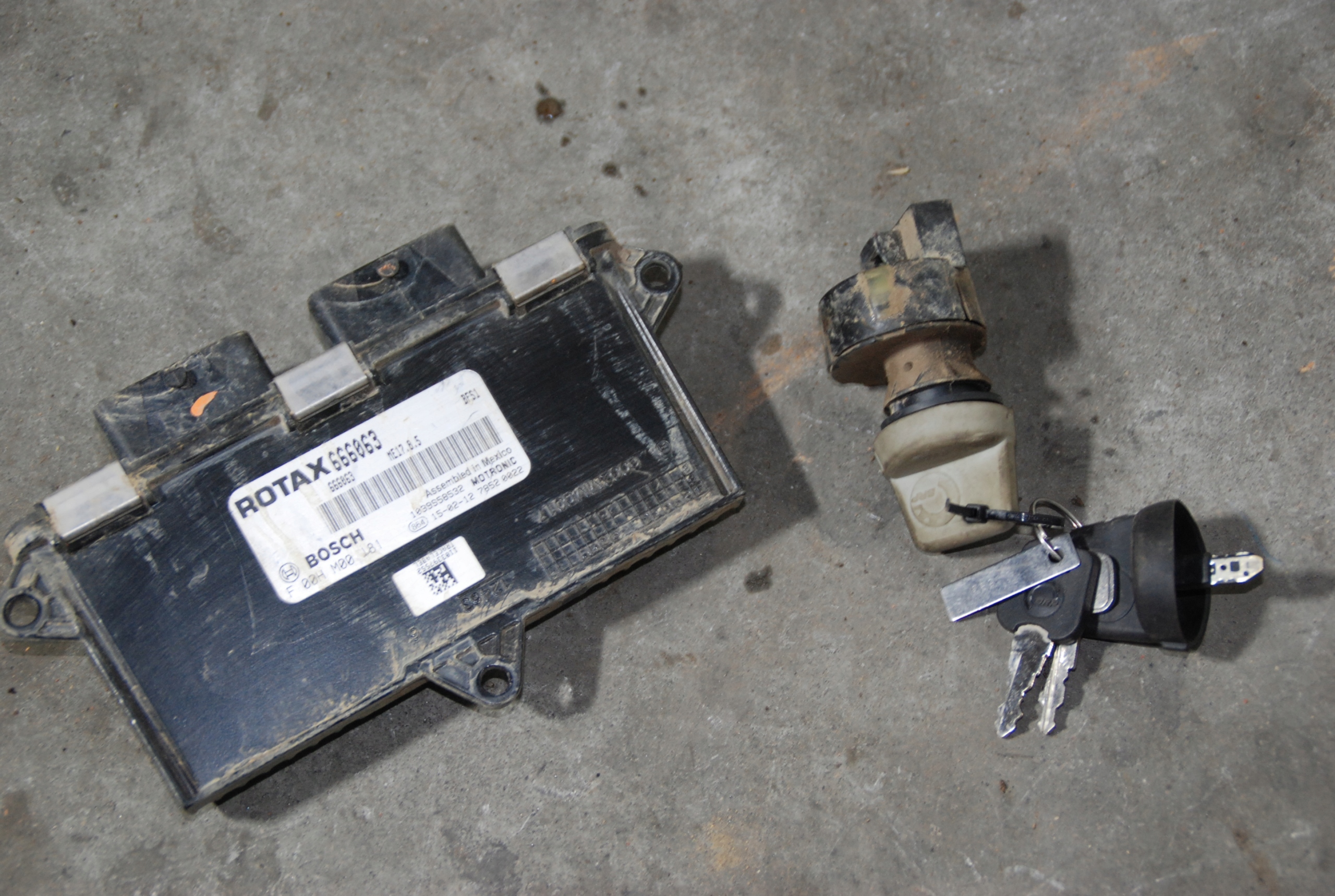 CAN AM MAVERICK XDS 1000 KOMPUTER ECU ZESTAW