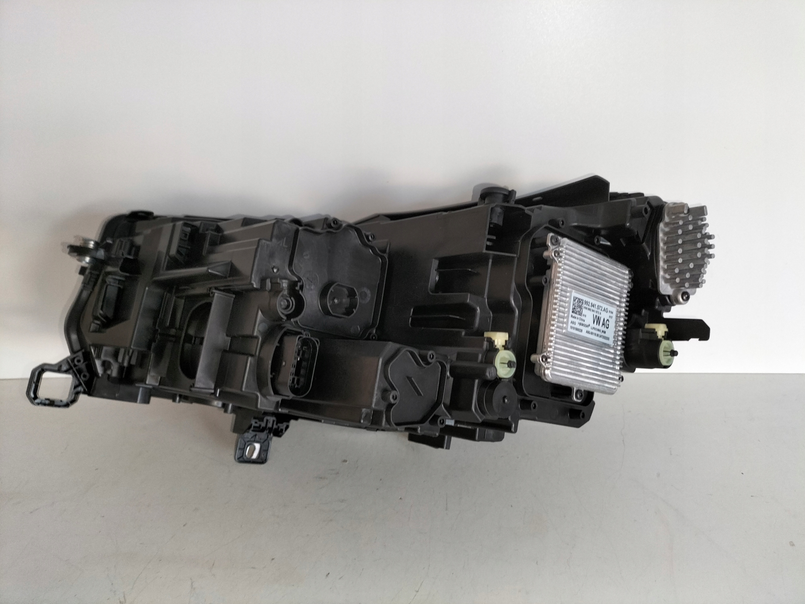 light front reflektor right VW TIGUAN 3 III 24- FULL LED