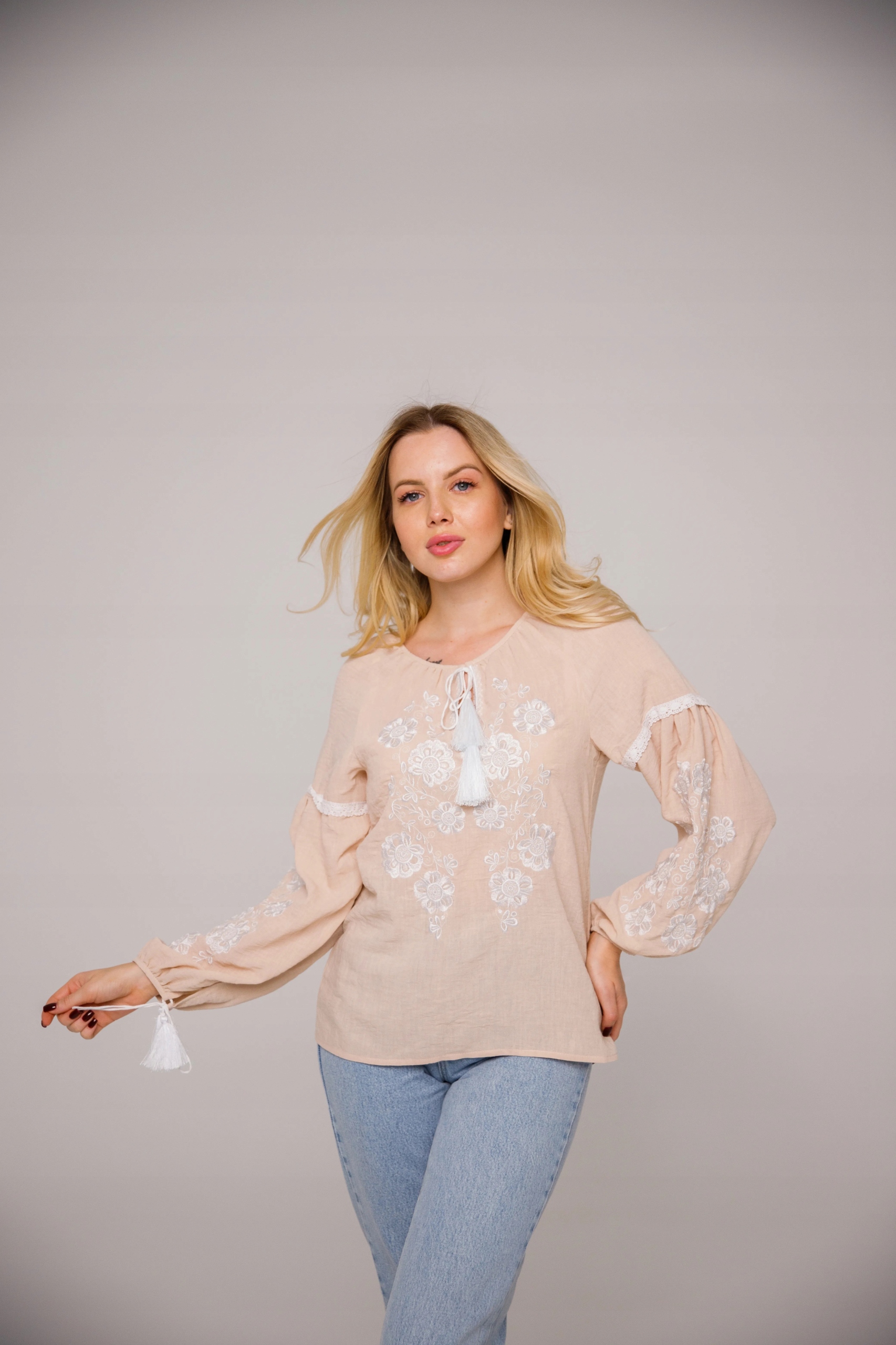 Košile s výšivkou Slovanská béžová vel. L (prsa 106 cm)