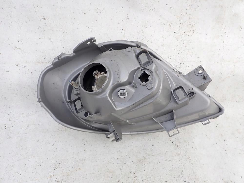 RENAULT TRAFIC II VIVARO A 01-06 light front left