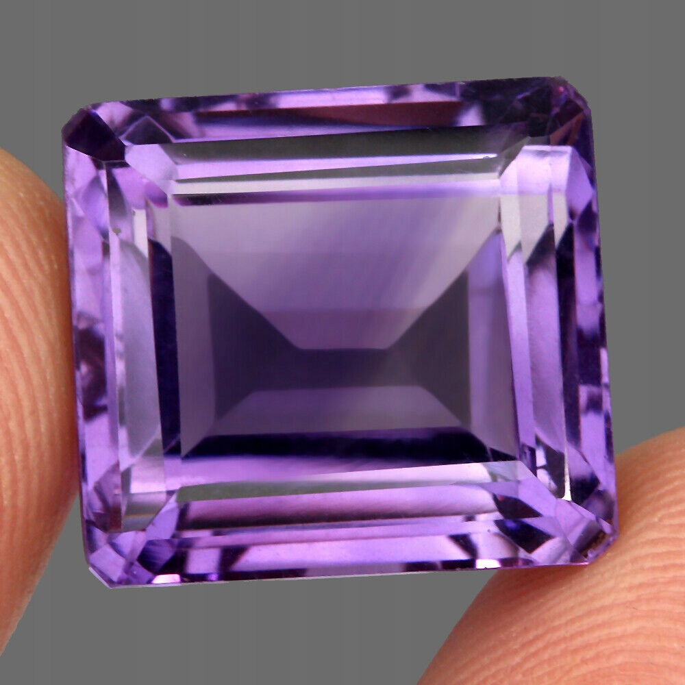 Přírodní kámen ametyst 24.54ct Vvs