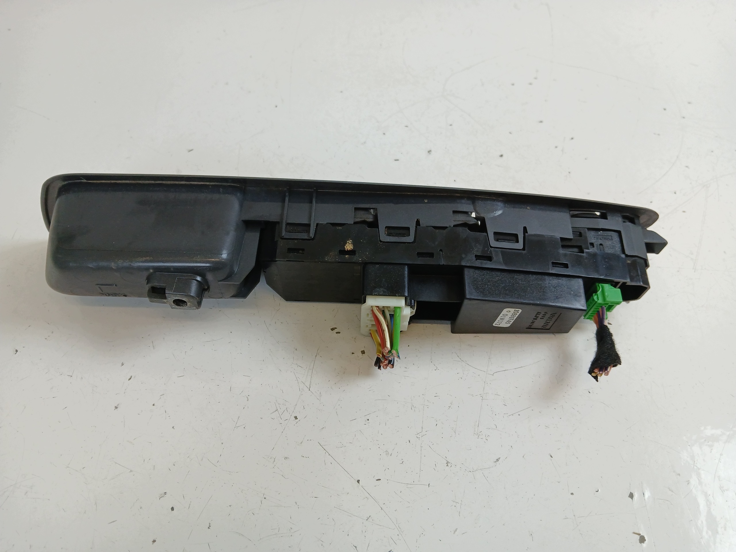 VOLVO V40 S40 a PANEL okna levý předek 30889745