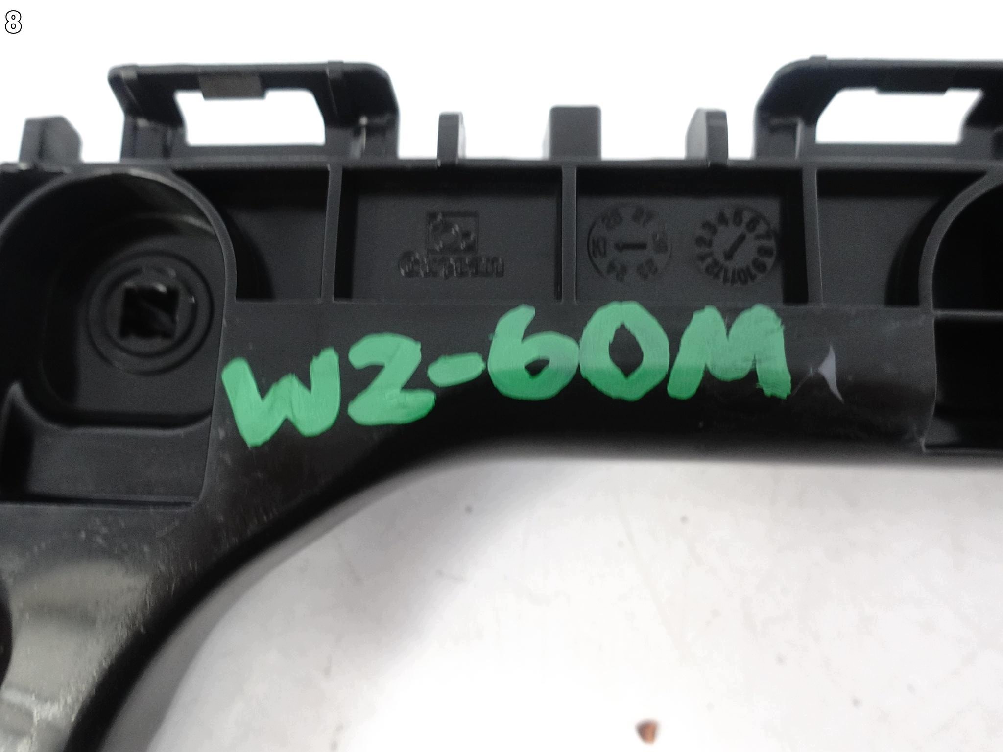TOYOTA COROLLA E21 E210 XII KOMBI 18- support holder W bumper rear part right