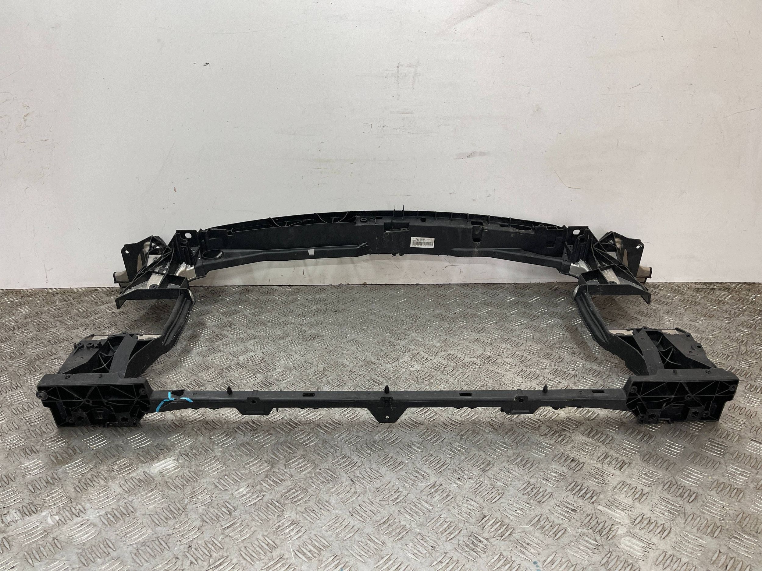 support panel for radiators front pillar AUDI A4 B9 8W 8W0805594E