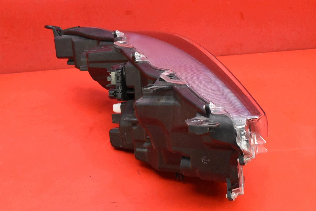 REFLEKTOR left light front FULL LED EU 52-333 TOYOTA YARIS 4 IV GR 20-24