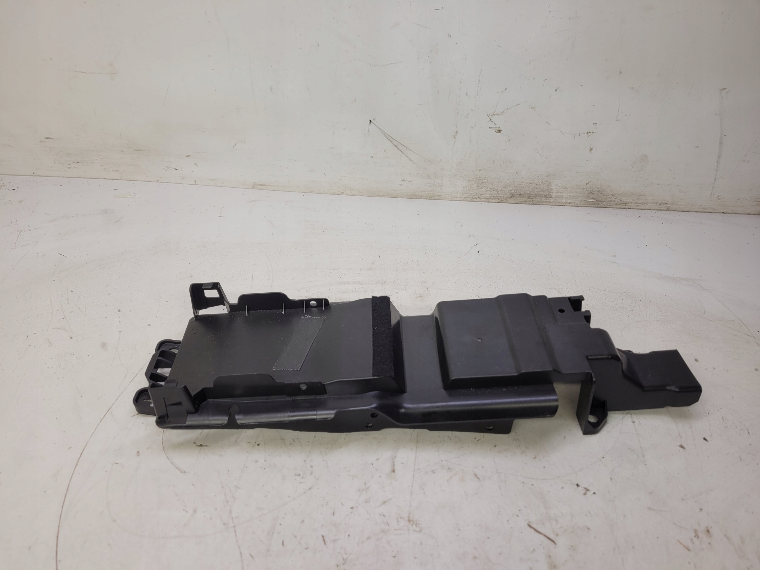 HALTER HALTER SCHALTHEBEL AUDI A4 B9 8W0863051B