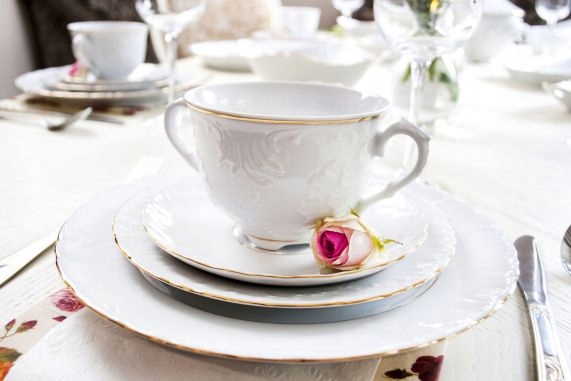 

Ćmielów bulionówka 330ml bez spodka Rococo 3604