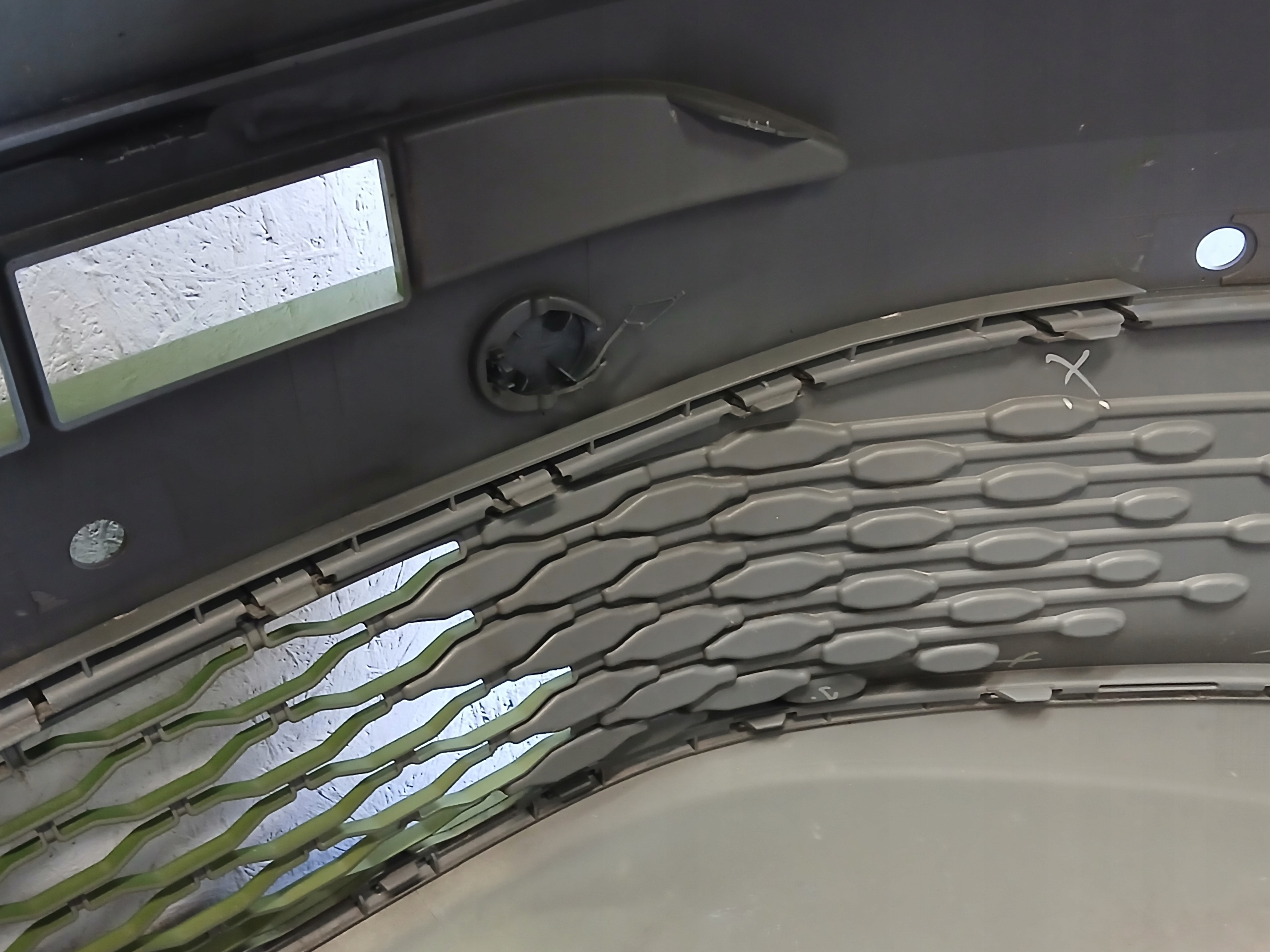 Paraurti Anteriore VW CADDY 2K7 20