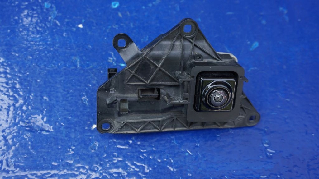 MERCEDES C E S W 206 213 223 257 - KAMERA reversing